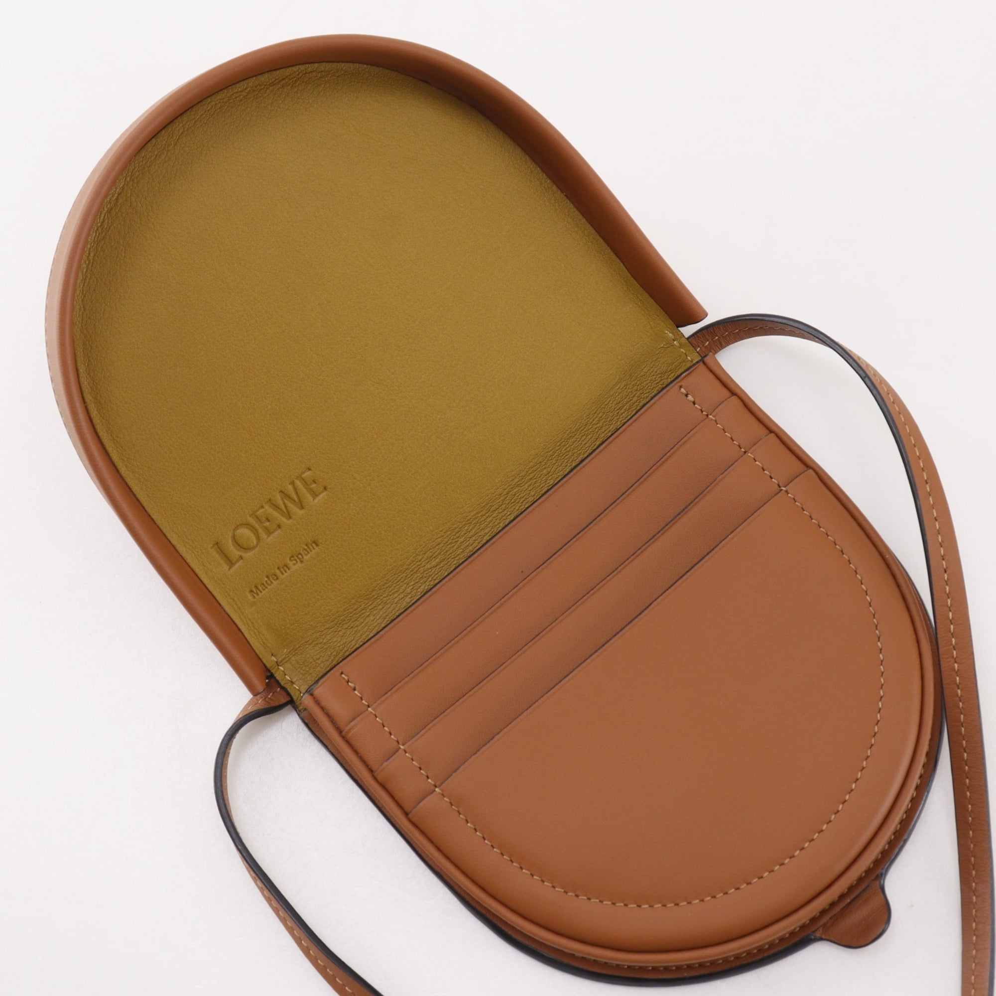 Loewe Brown Leather Pochette Pouch Shoulder Bag (Pre-Owned)