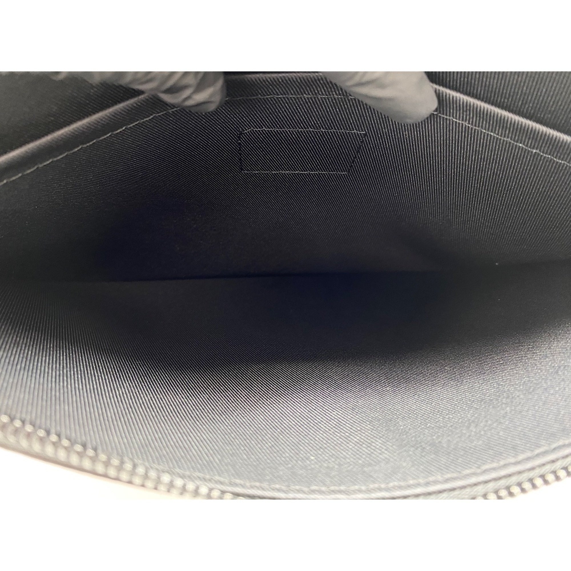 Louis Vuitton Black Multi-Color Clutch Bag (Pre-Owned)