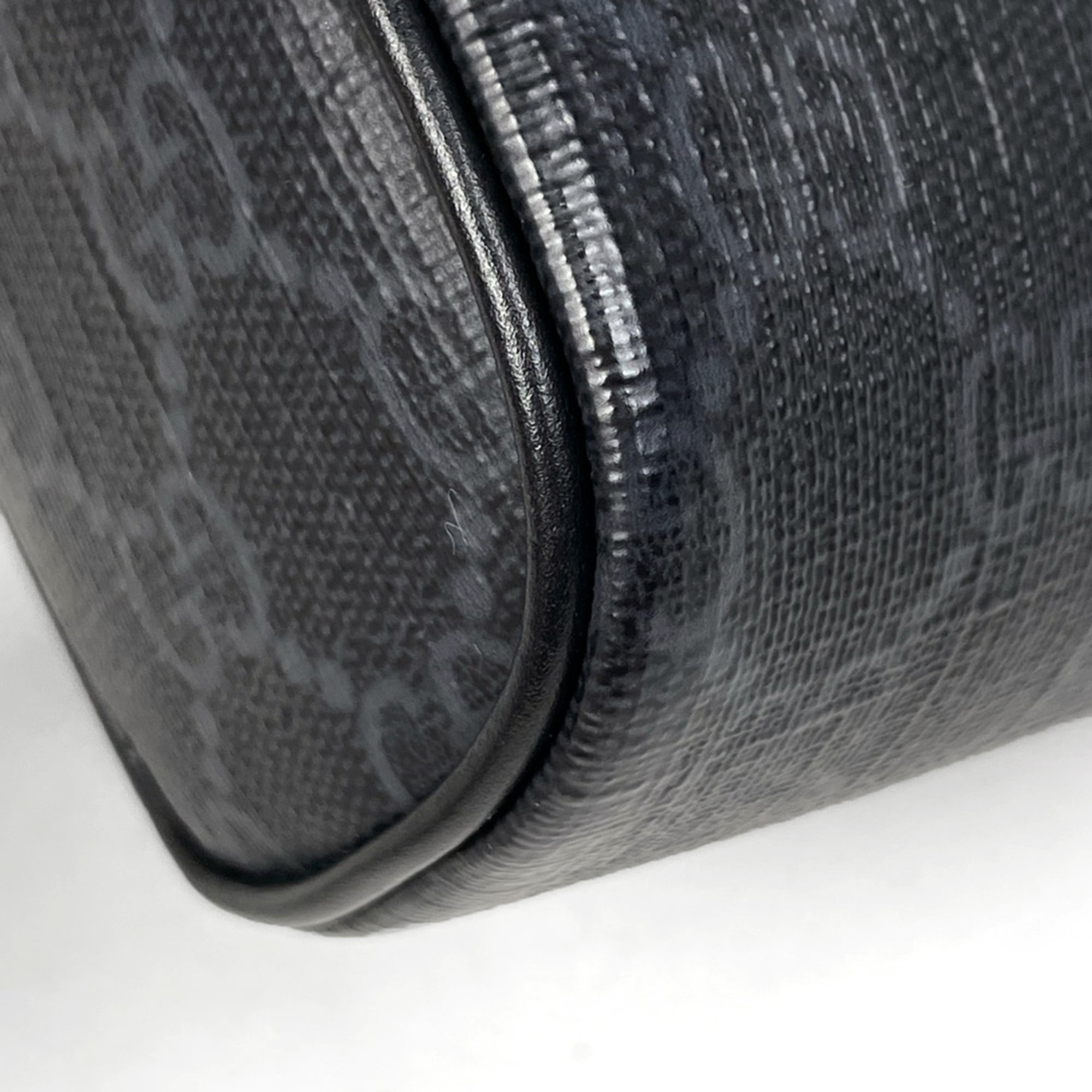 Gucci Black Coated Canvas Shoulder Bag (Pre-Owned)
