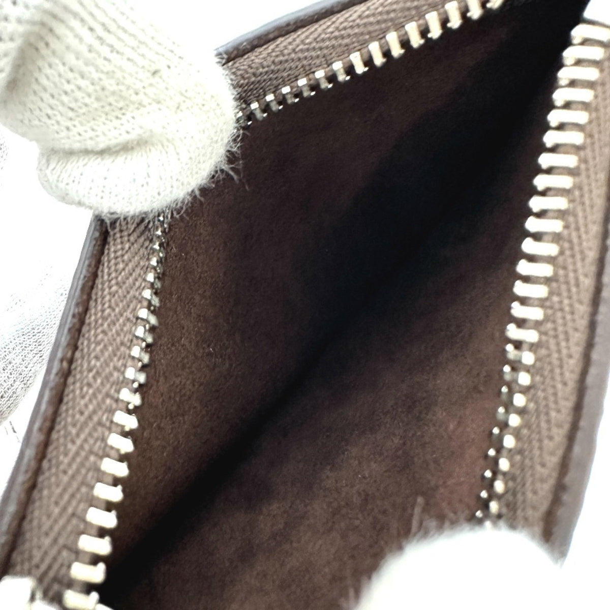 Louis Vuitton Brown Epi Leather Pouch Shoulder Bag (Pre-Owned)