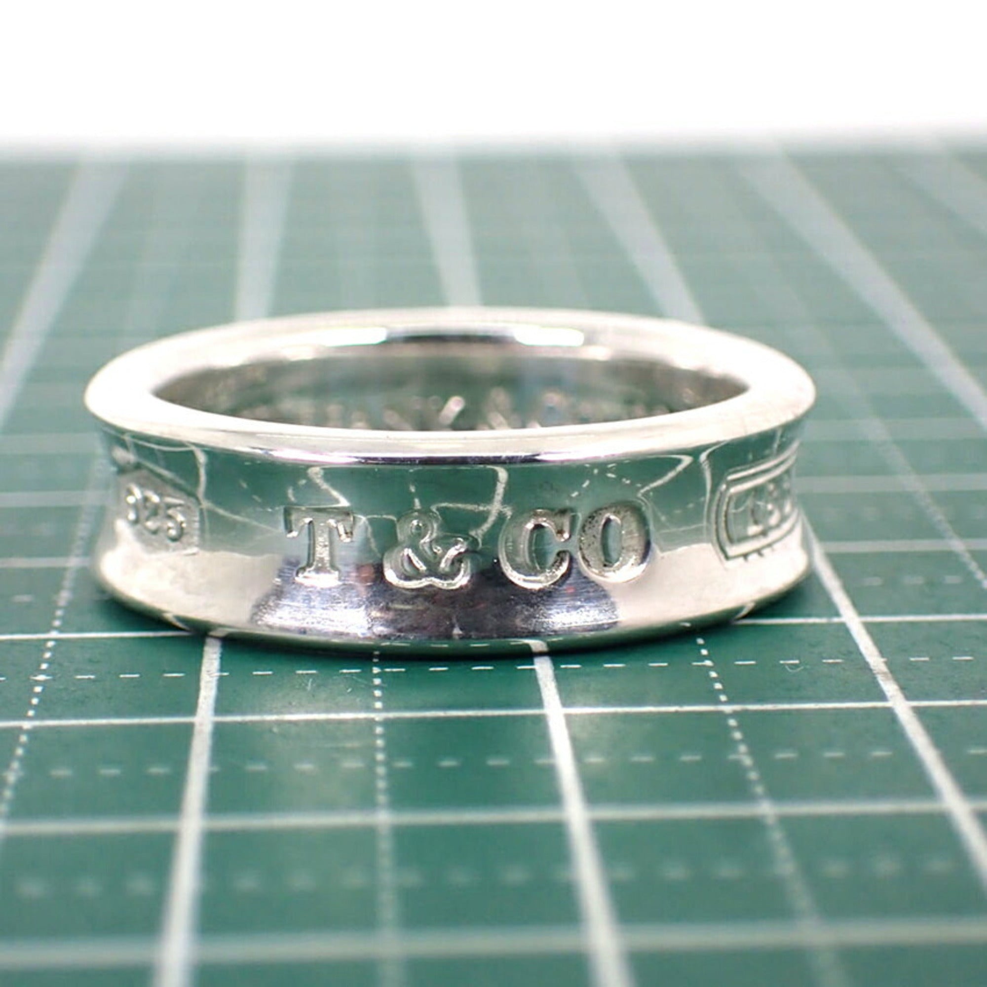 Tiffany Sterling Silver 925 Band Ring (Pre-Owned)