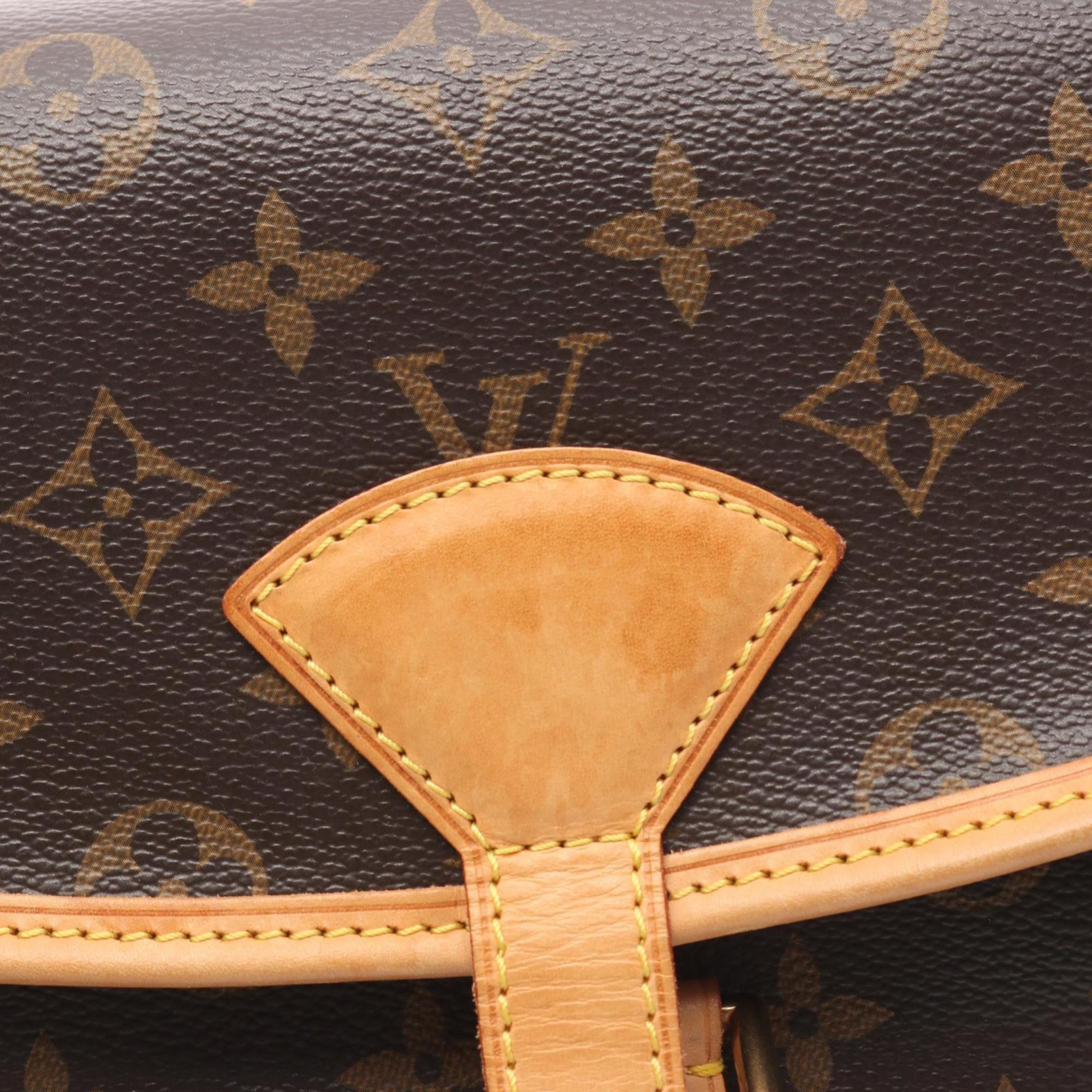 Louis Vuitton Brown Monogram Monogram Leather Shoulder Bag (Pre-Owned)