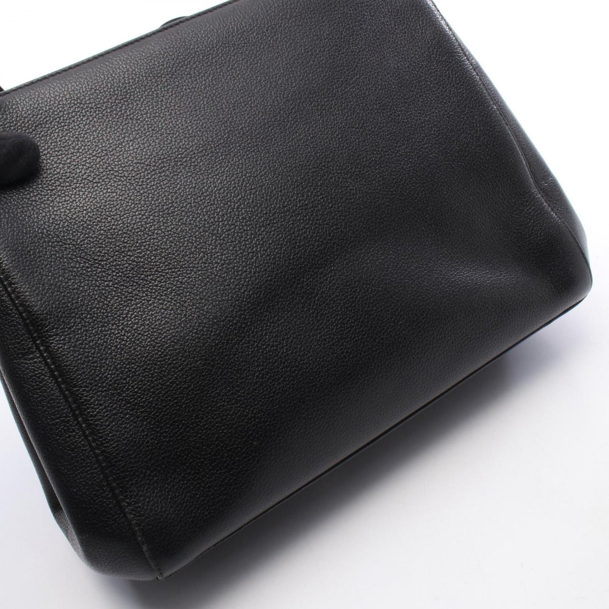 Chanel Black Grained Calfskin Handbag Shoulder Bag (Pre-Owned)