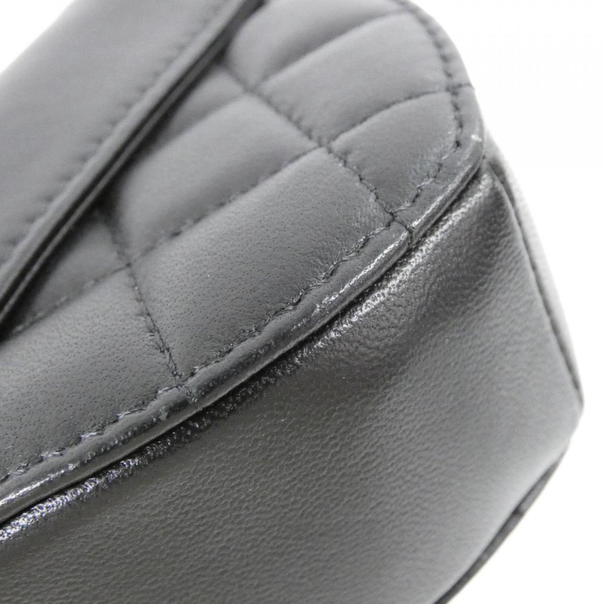 Chanel Black Leather Fanny Pack (Pre-Owned)