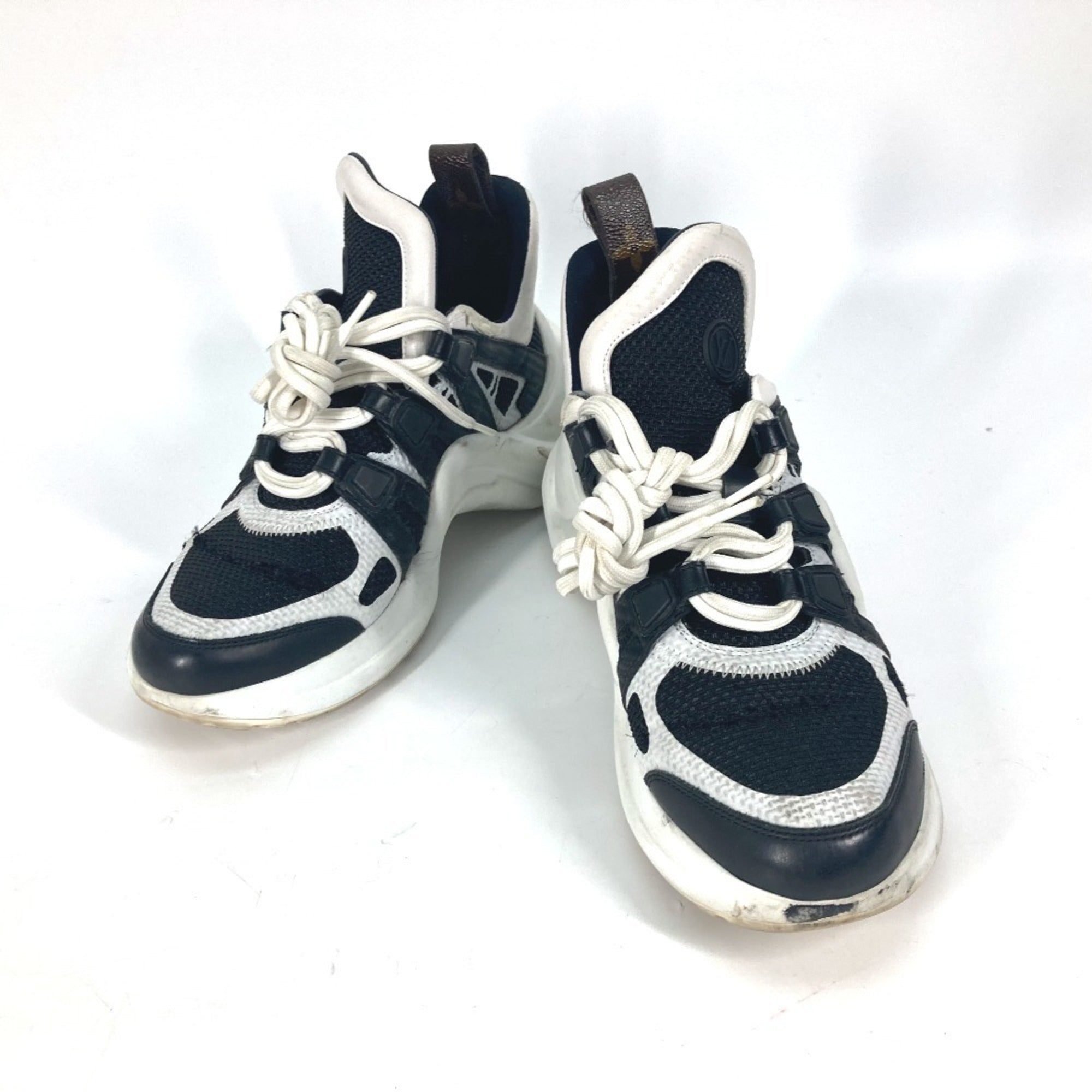 Louis Vuitton Black White Sneakers (Pre-Owned)