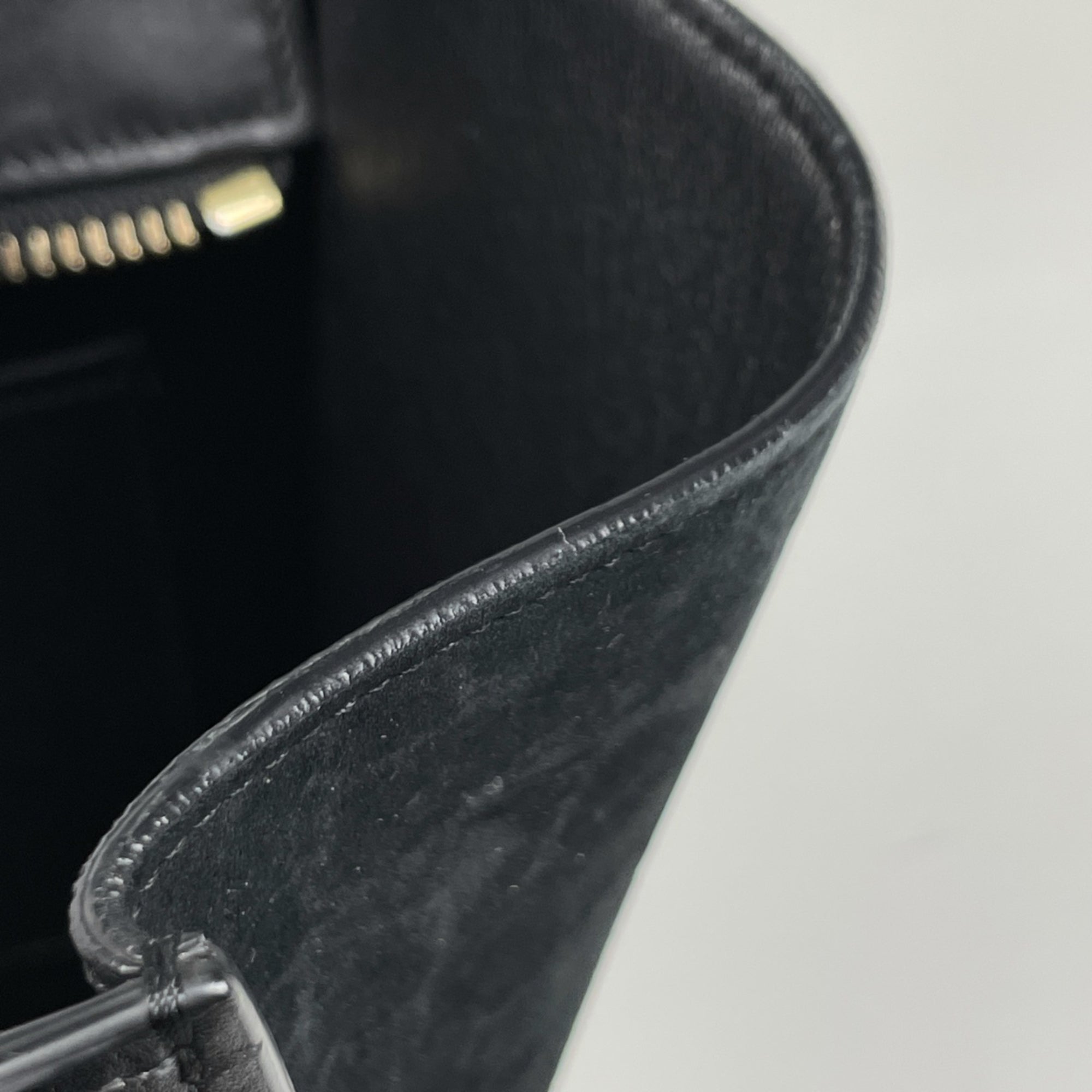 Celine Black White Leather Handbag (Pre-Owned)