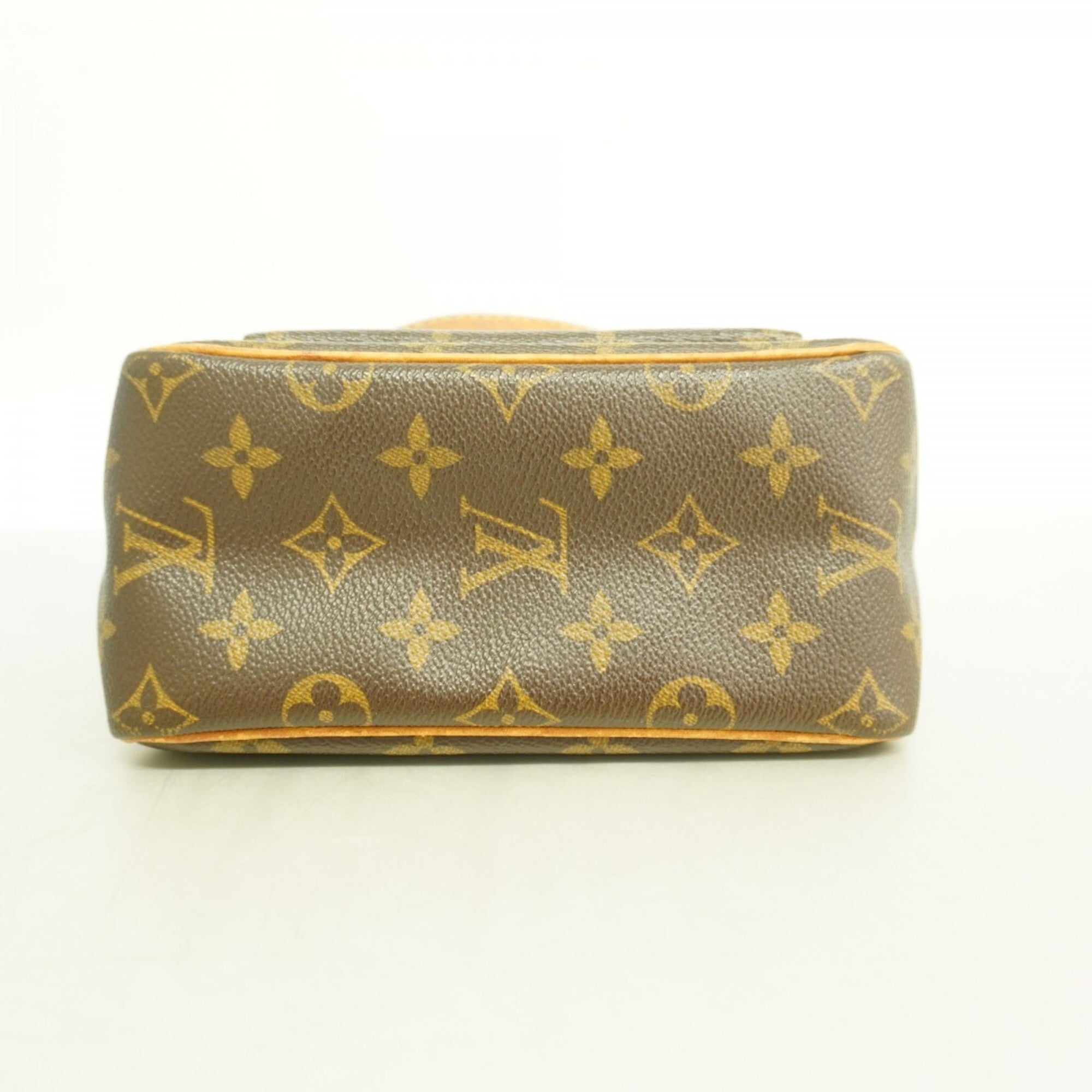 Louis Vuitton Brown Shoulder Bag (Pre-Owned)