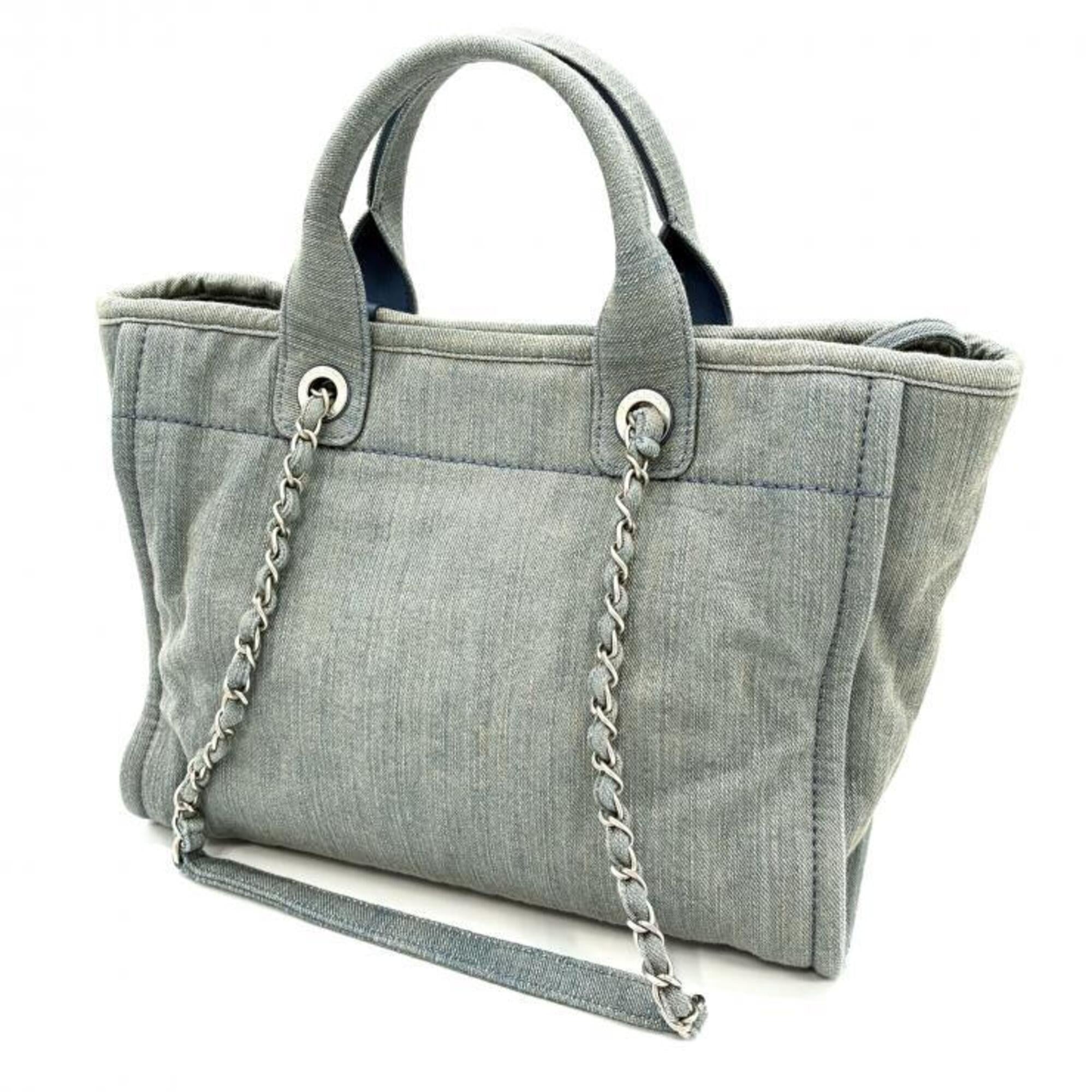 Chanel Light Blue Denim Tote Bag (Pre-Owned)