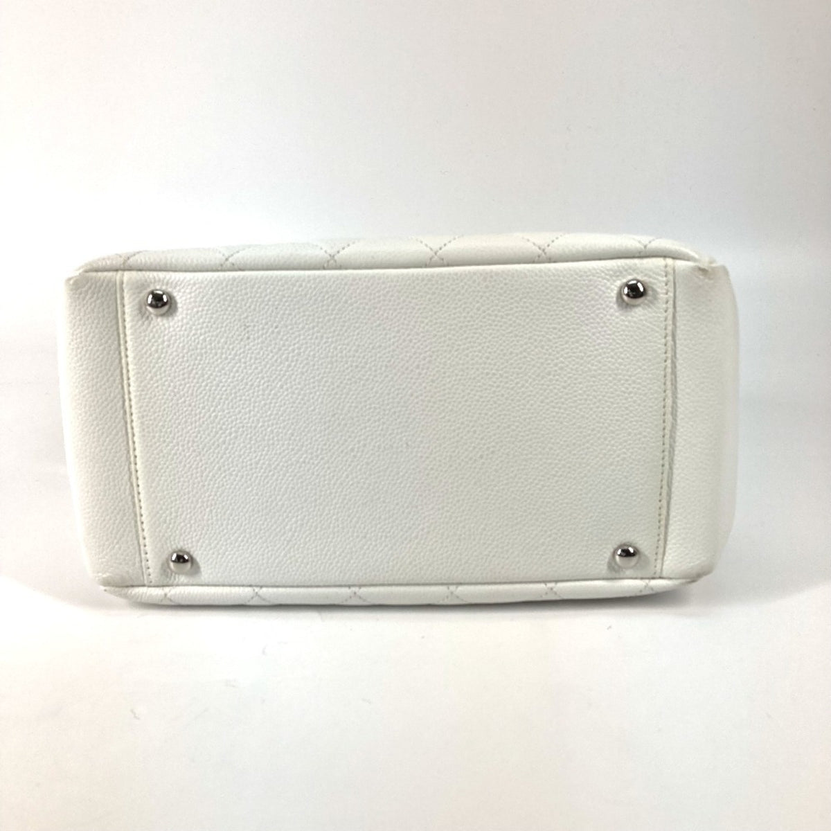 Chanel Matelasse Silver White Caviar Leather Shoulder Bag Tote Bag (Pre-Owned)