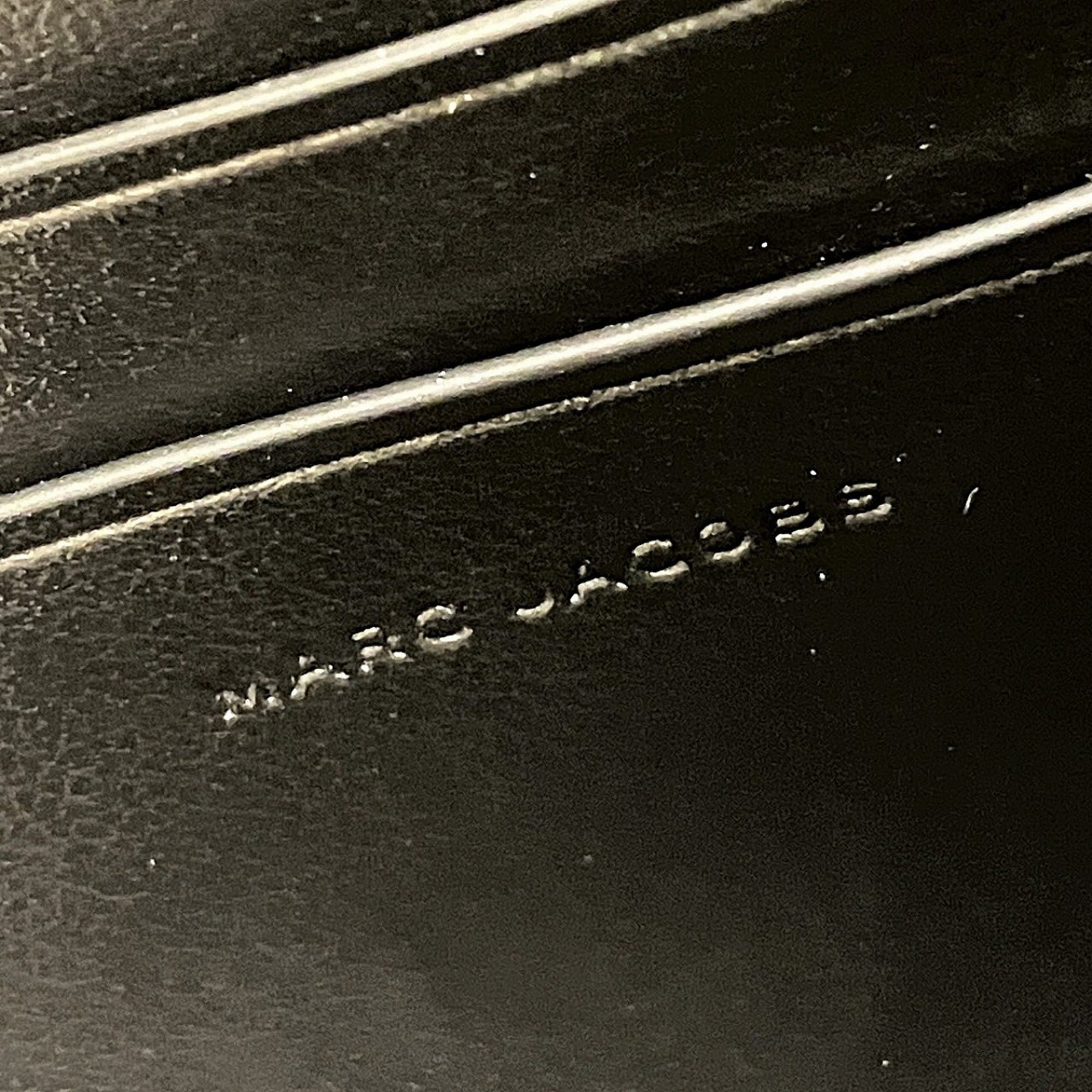 Marc Jacobs Black Long Wallet (Bi-Fold) (Pre-Owned)
