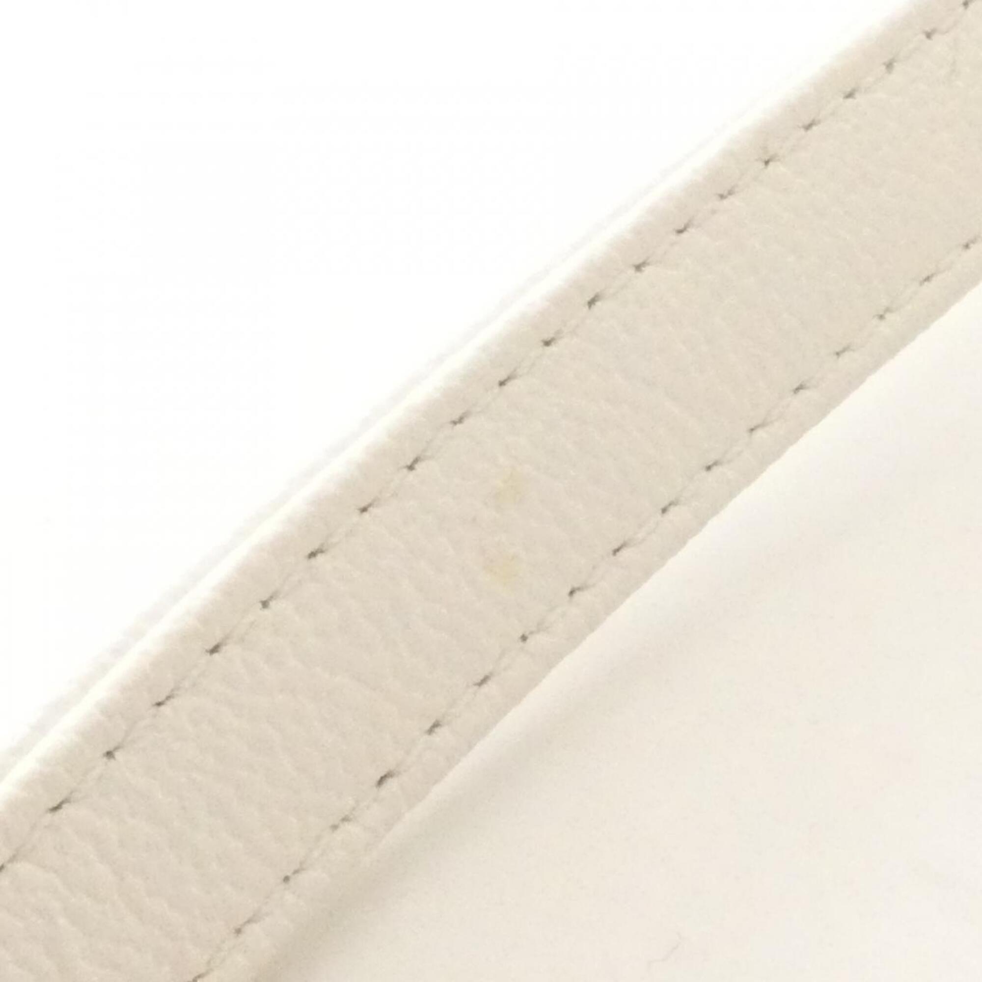 Chanel Matte Silver White Grained Calfskin Shoulder Bag (Pre-Owned)