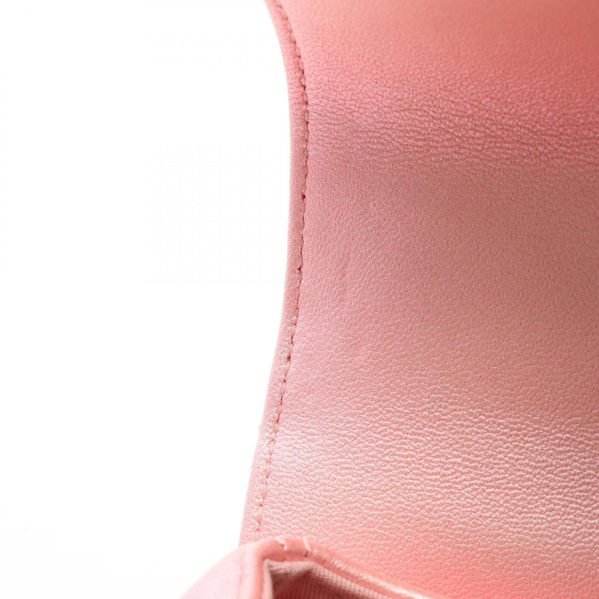 Chanel Pink Fabric Handbag Shoulder Bag (Pre-Owned)