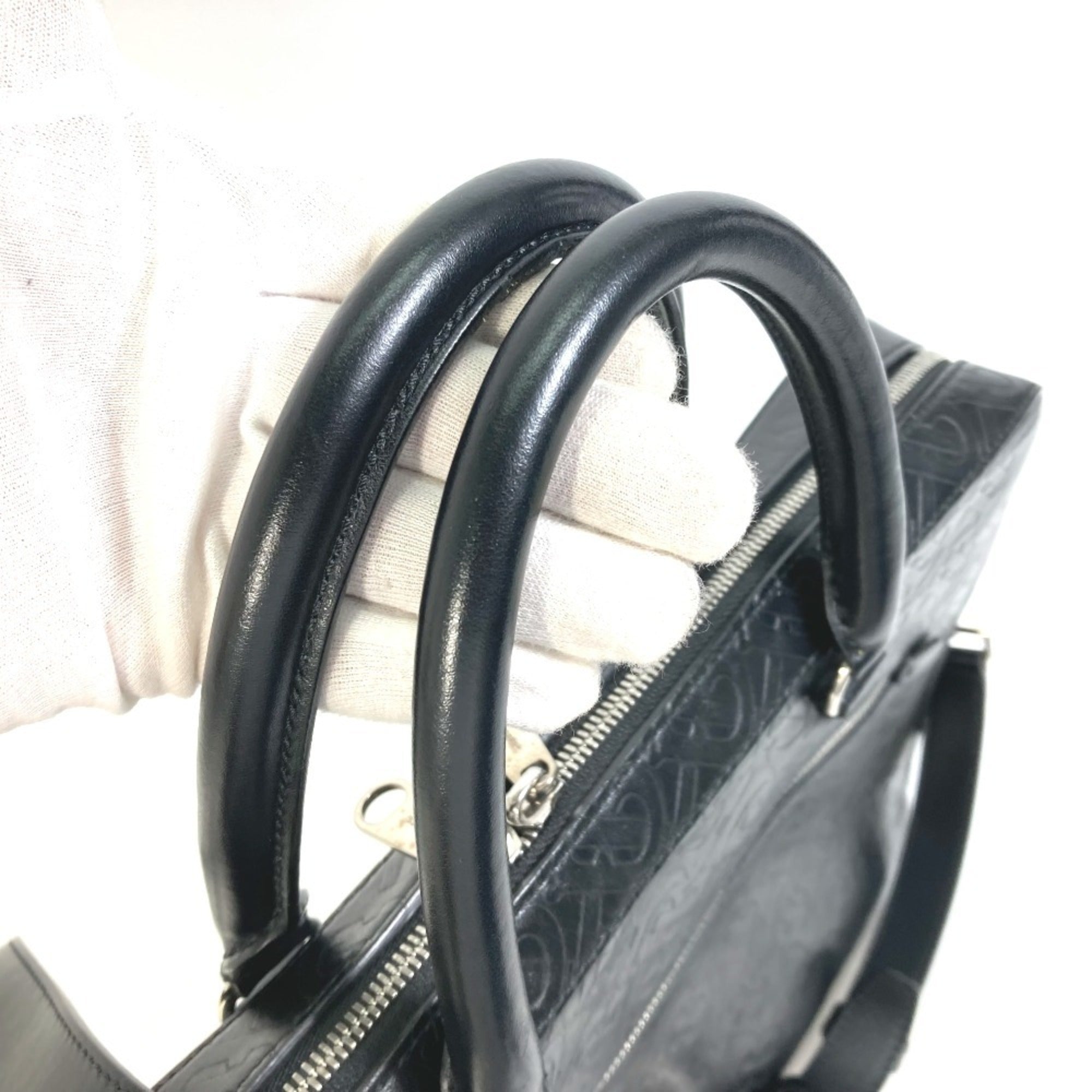 Burberry Black Leather Handbag Shoulder Bag (Pre-Owned)