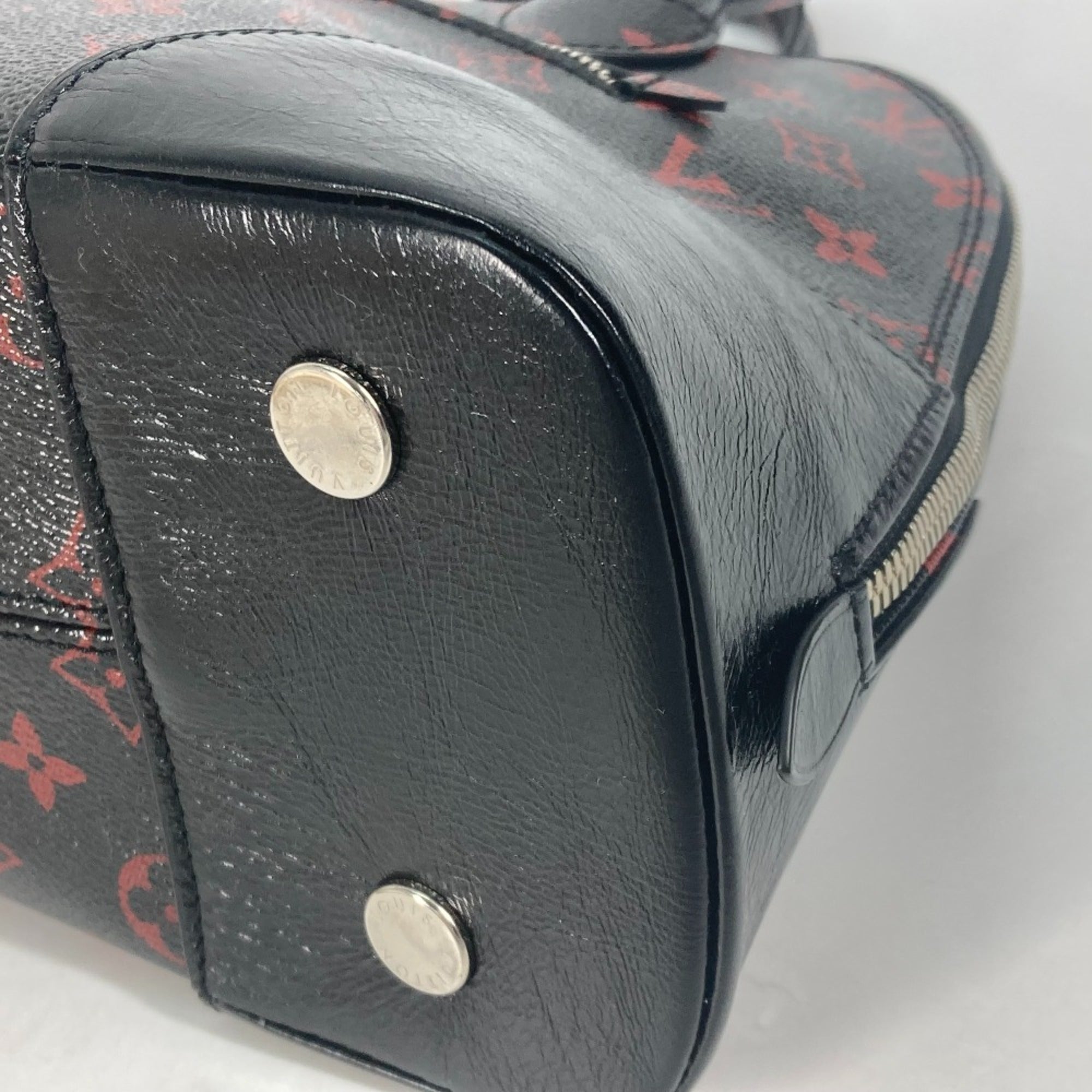 Louis Vuitton Black Cloth Shoulder Bag (Pre-Owned)