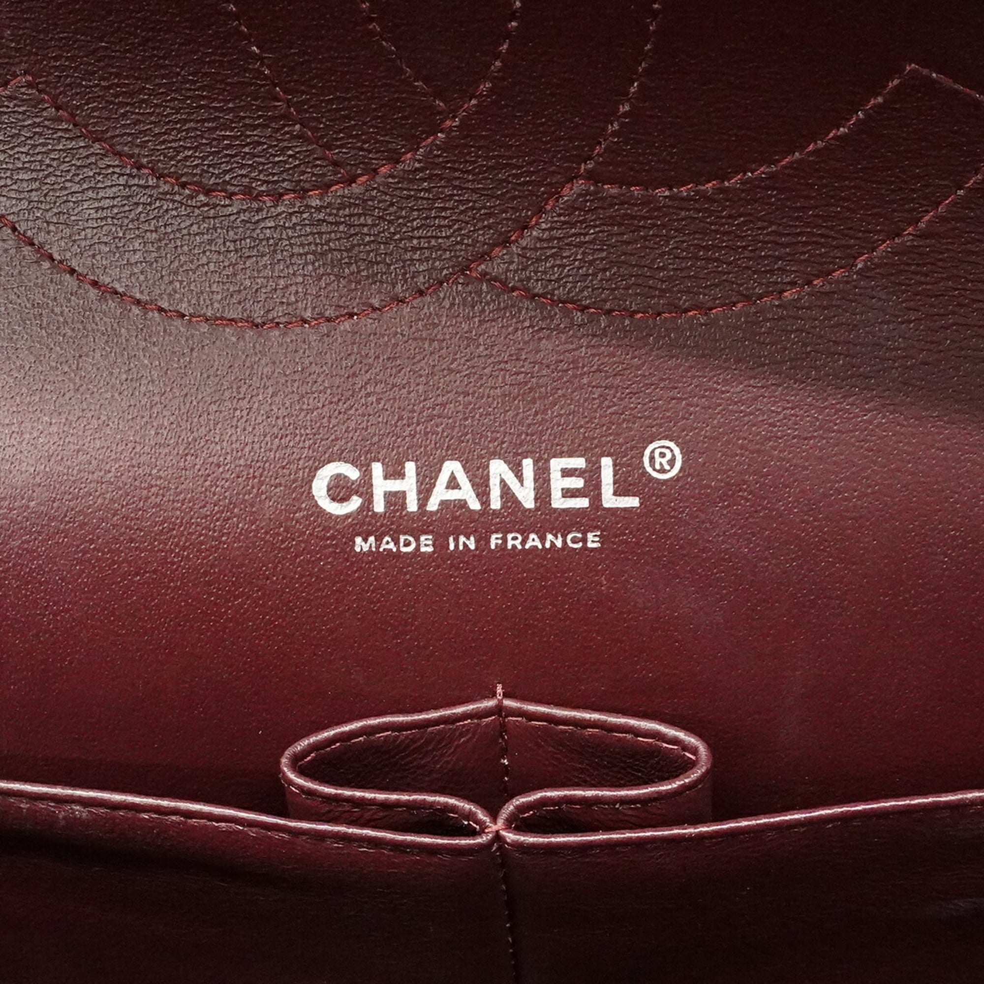 Chanel Black Grained Calfskin Shoulder Bag (Pre-Owned)