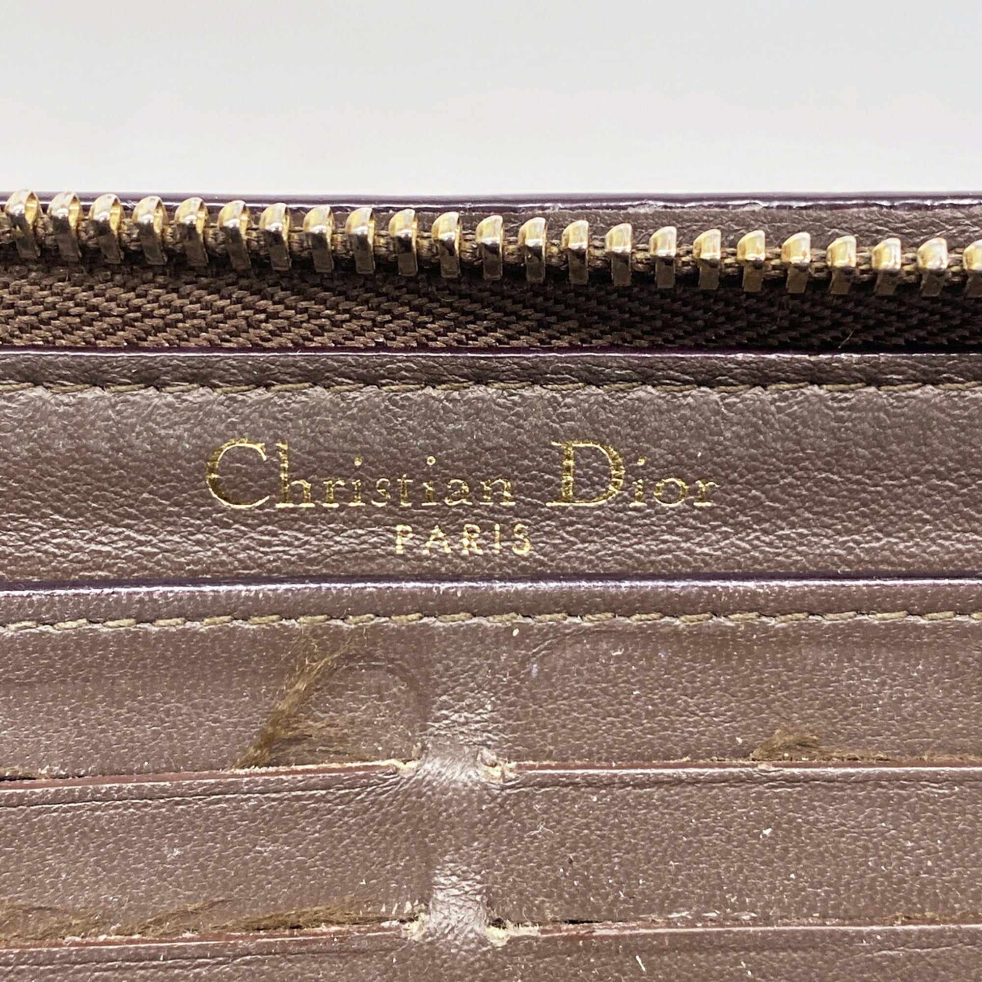 Christian Dior Beige Leather Long Wallet (Bi-Fold) (Pre-Owned)