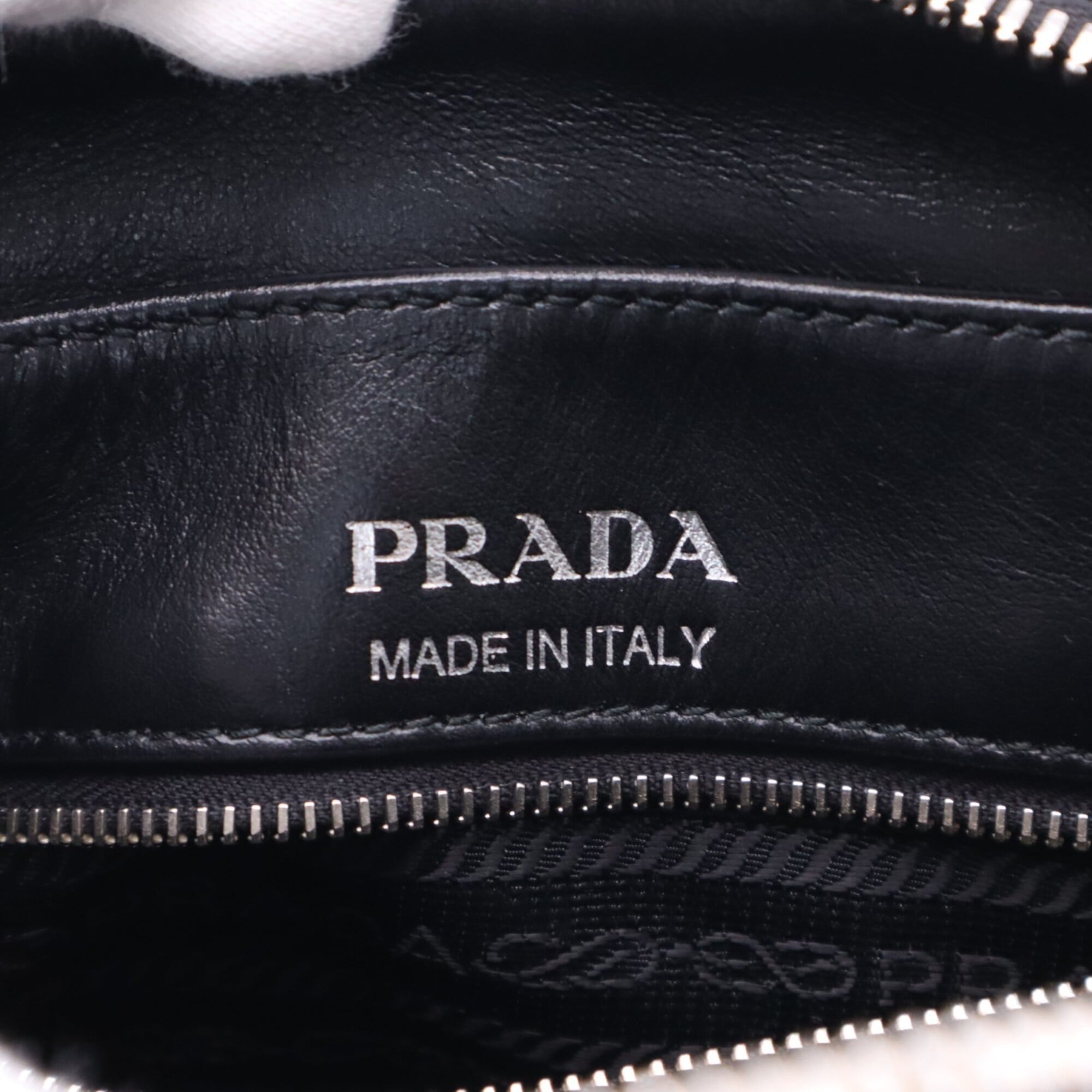 Prada Black Nero Leather Shoulder Bag (Pre-Owned)