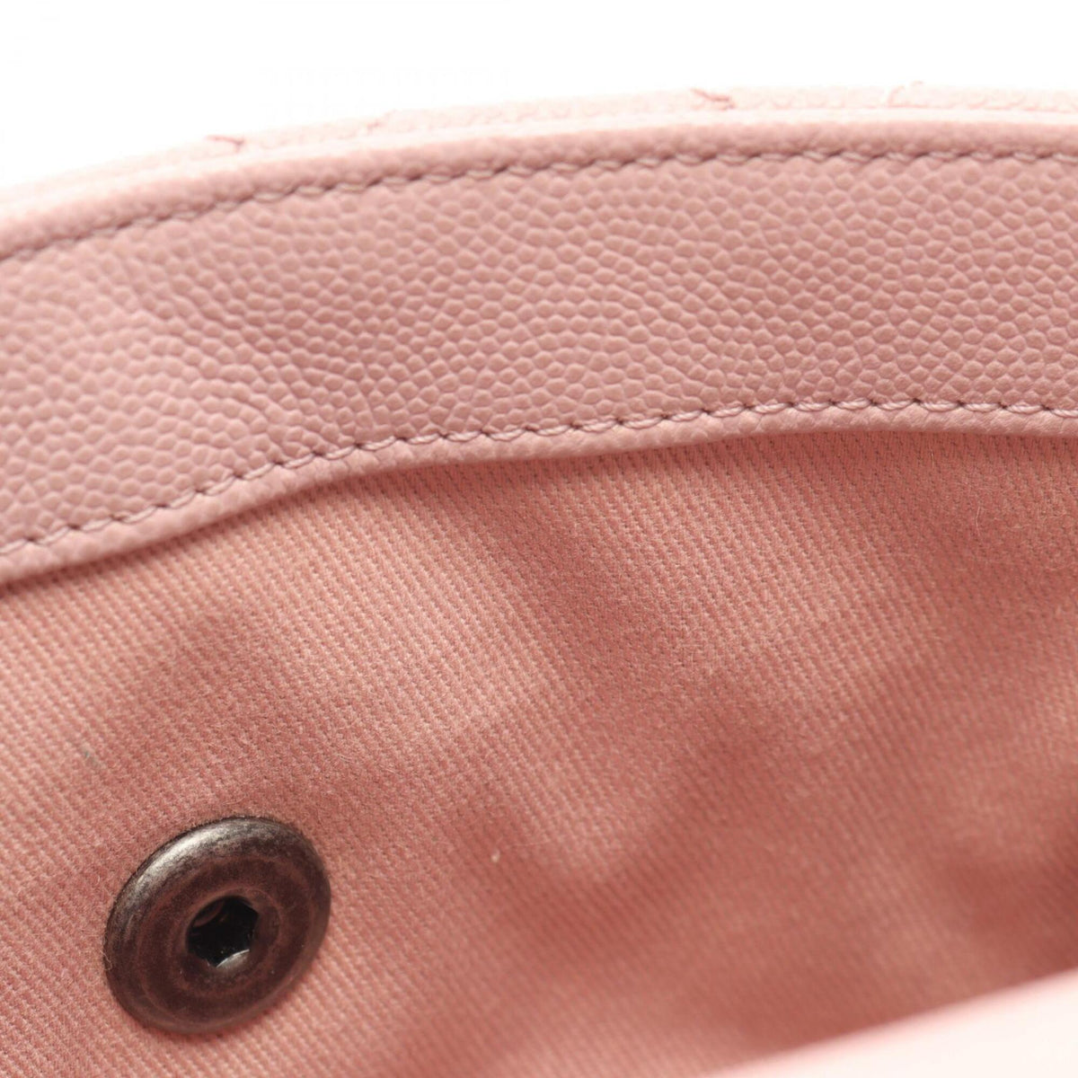 Chanel Matelasse Pink Grained Calfskin Handbag (Pre-Owned)