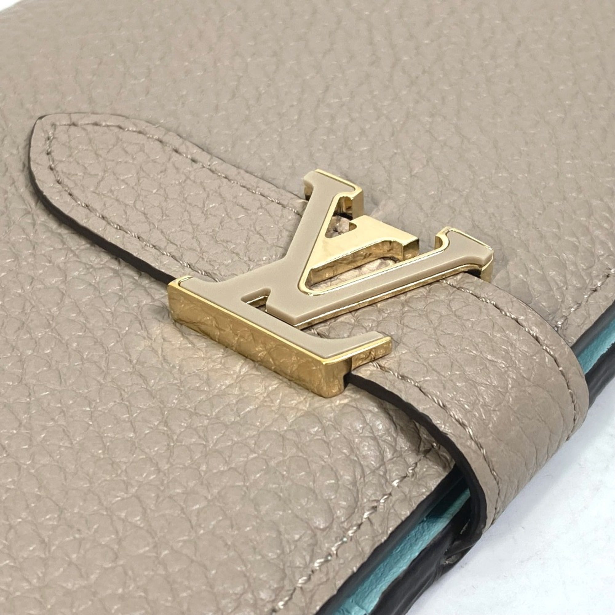 Louis Vuitton Gray Leather Long Wallet (Bi-Fold) (Pre-Owned)