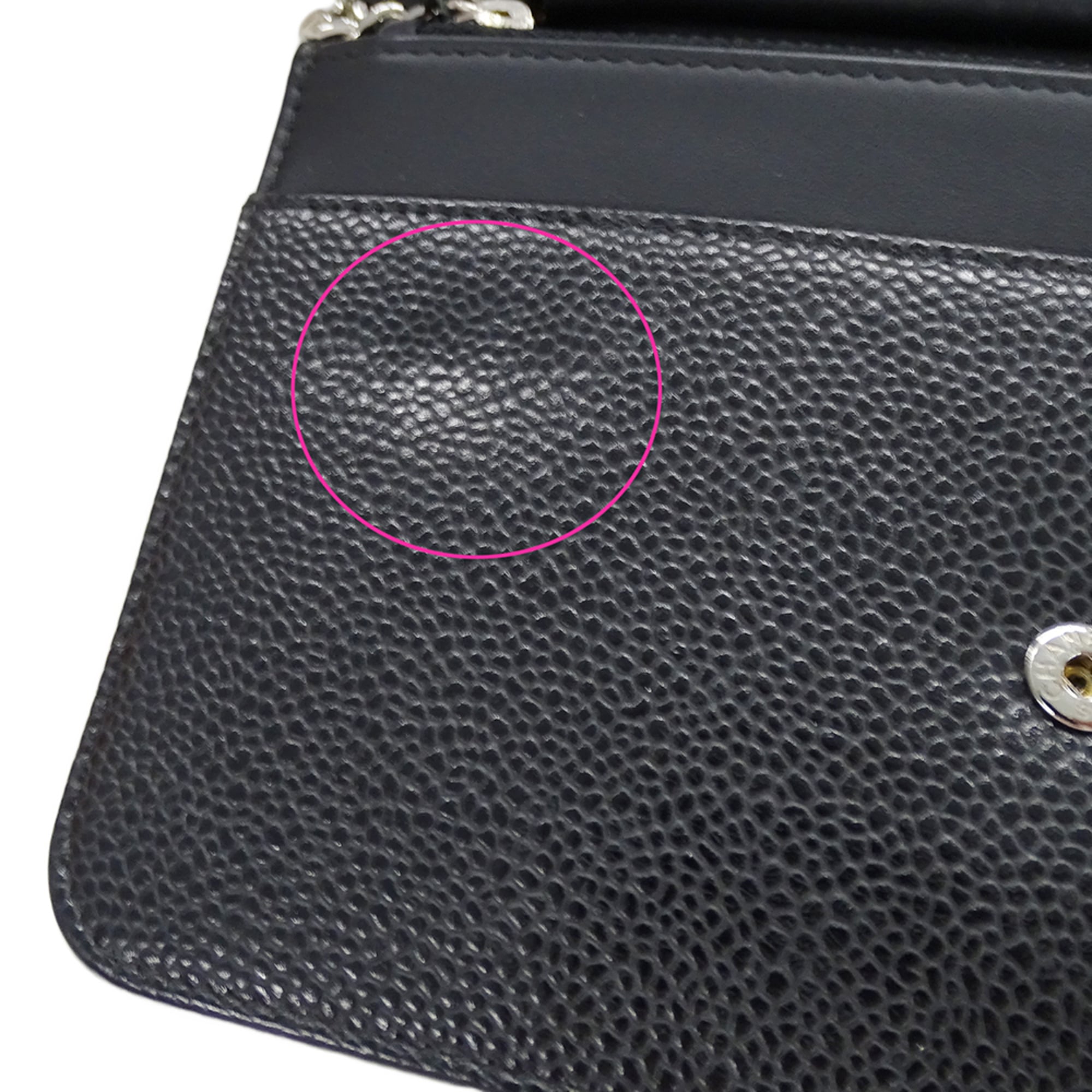Chanel Black Grained Calfskin Handbag (Pre-Owned)