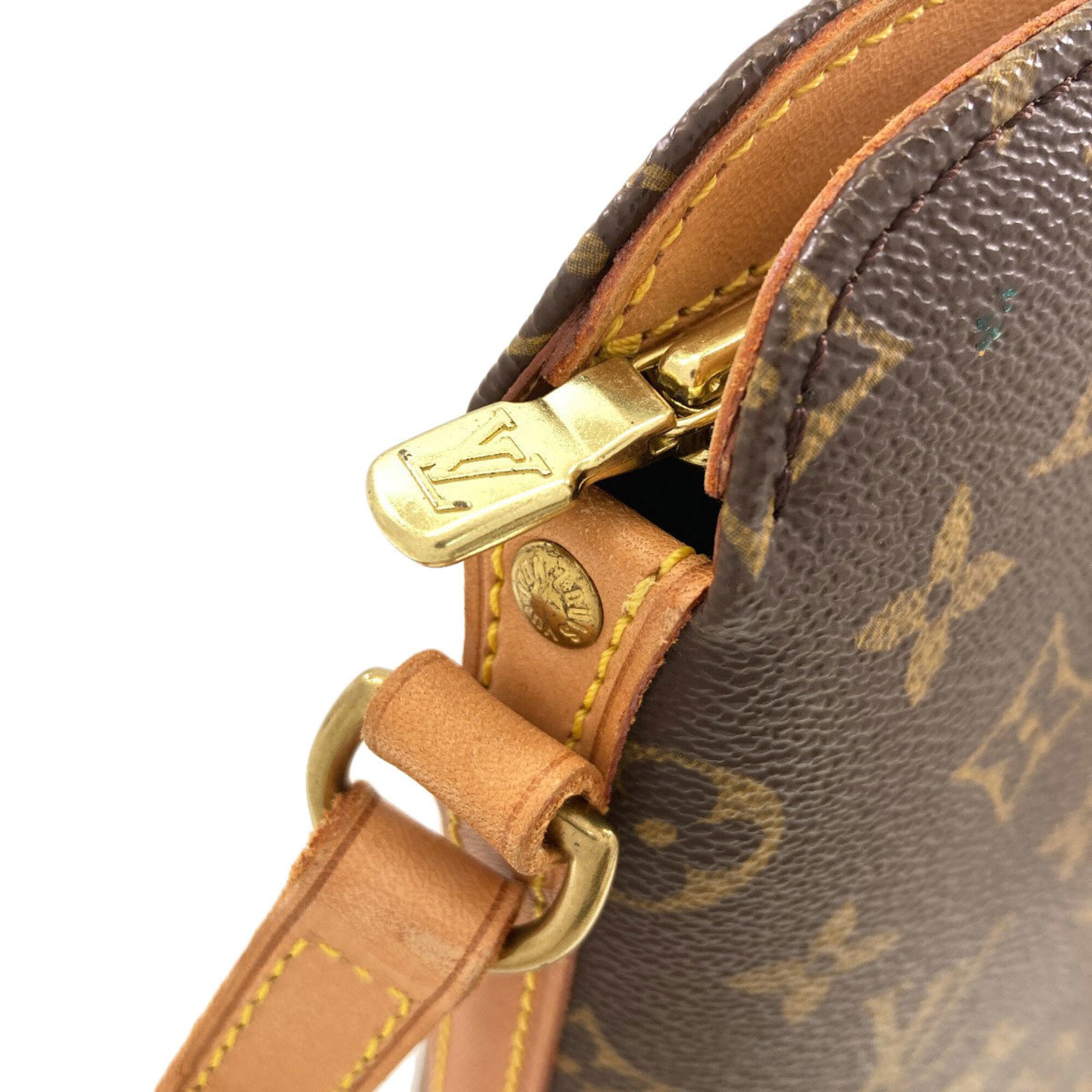 Louis Vuitton Monogram Monogram Canvas Shoulder Bag (Pre-Owned)