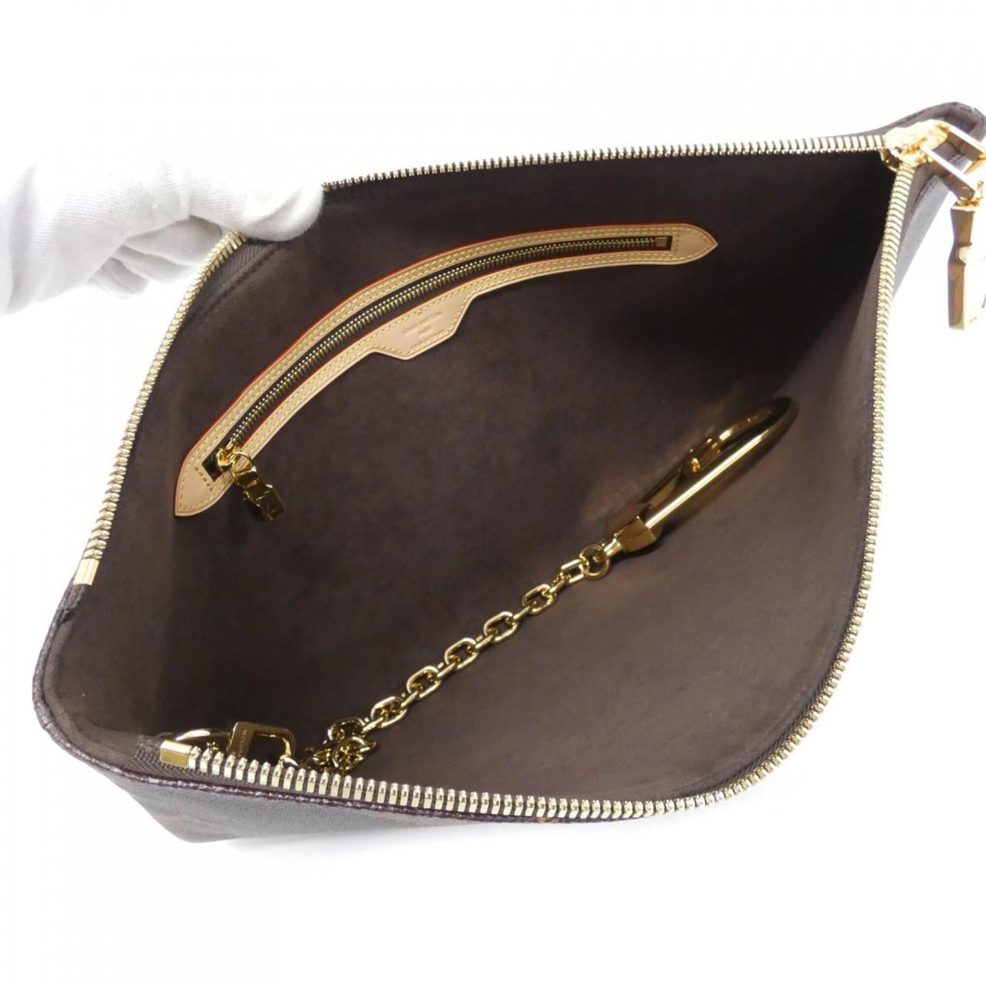 Louis Vuitton Marron Coated Canvas Handbag Pochette (Pre-Owned)