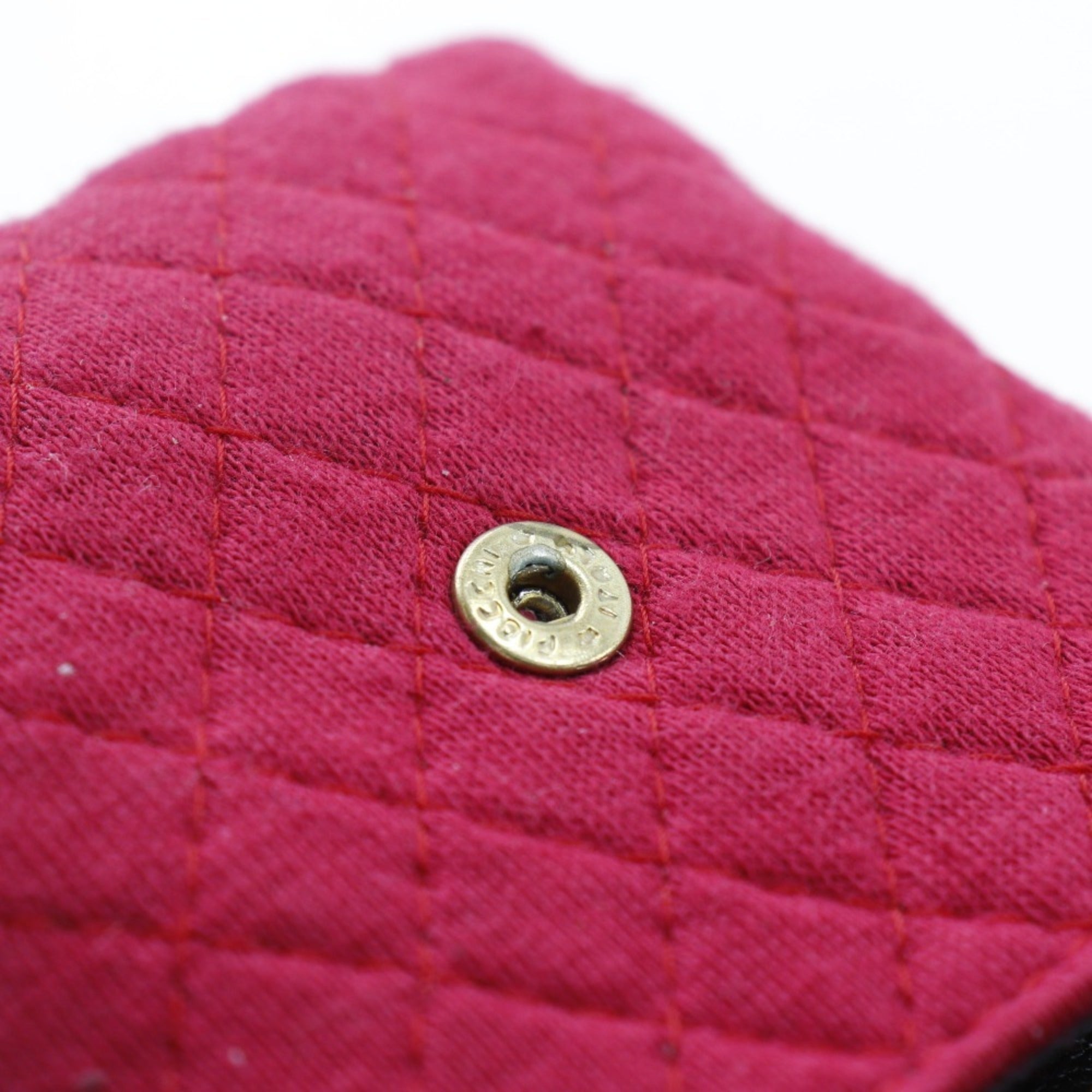 Chanel Red Color Cotton Pouch (Pre-Owned)