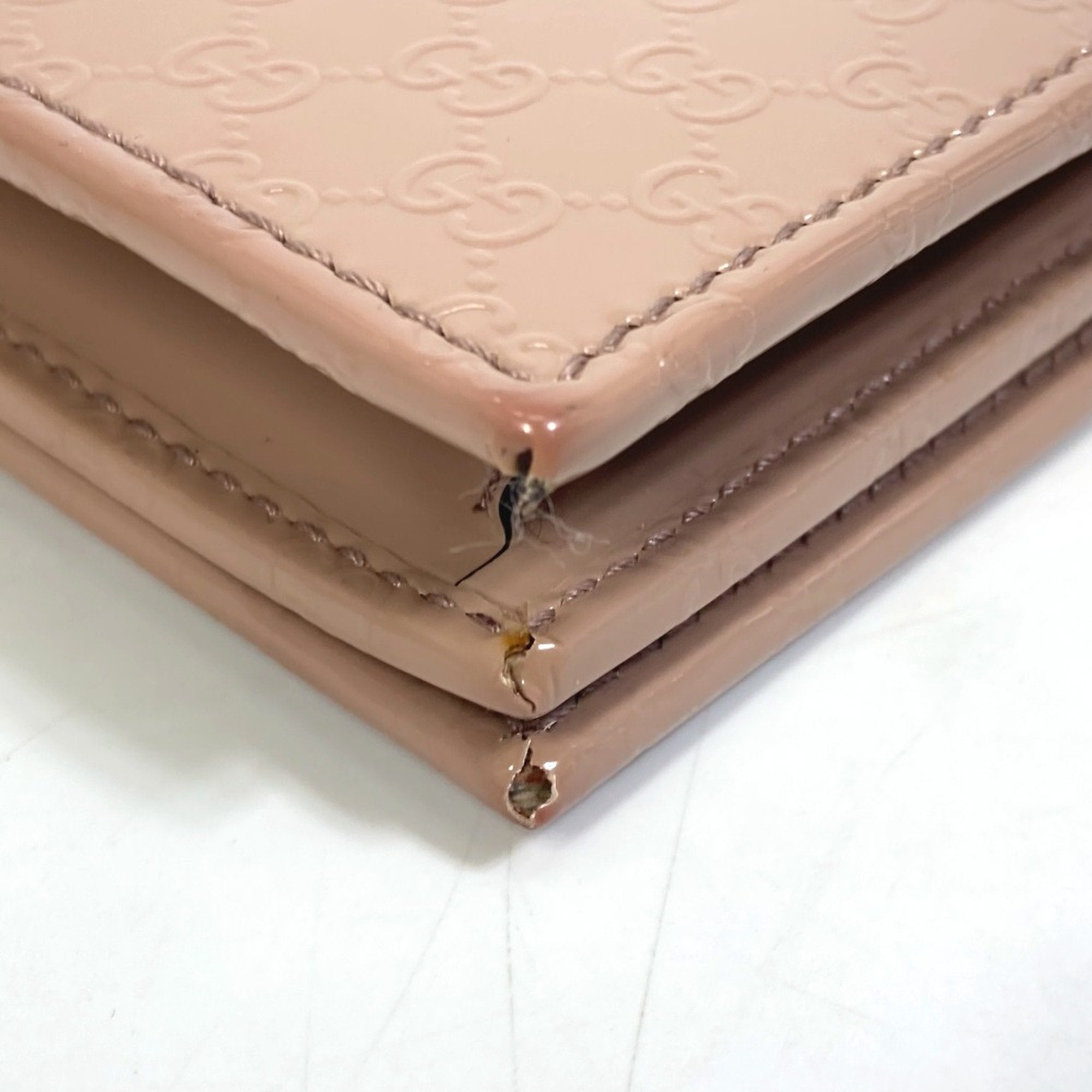 Gucci Beige Patent Leather Shoulder Bag (Pre-Owned)