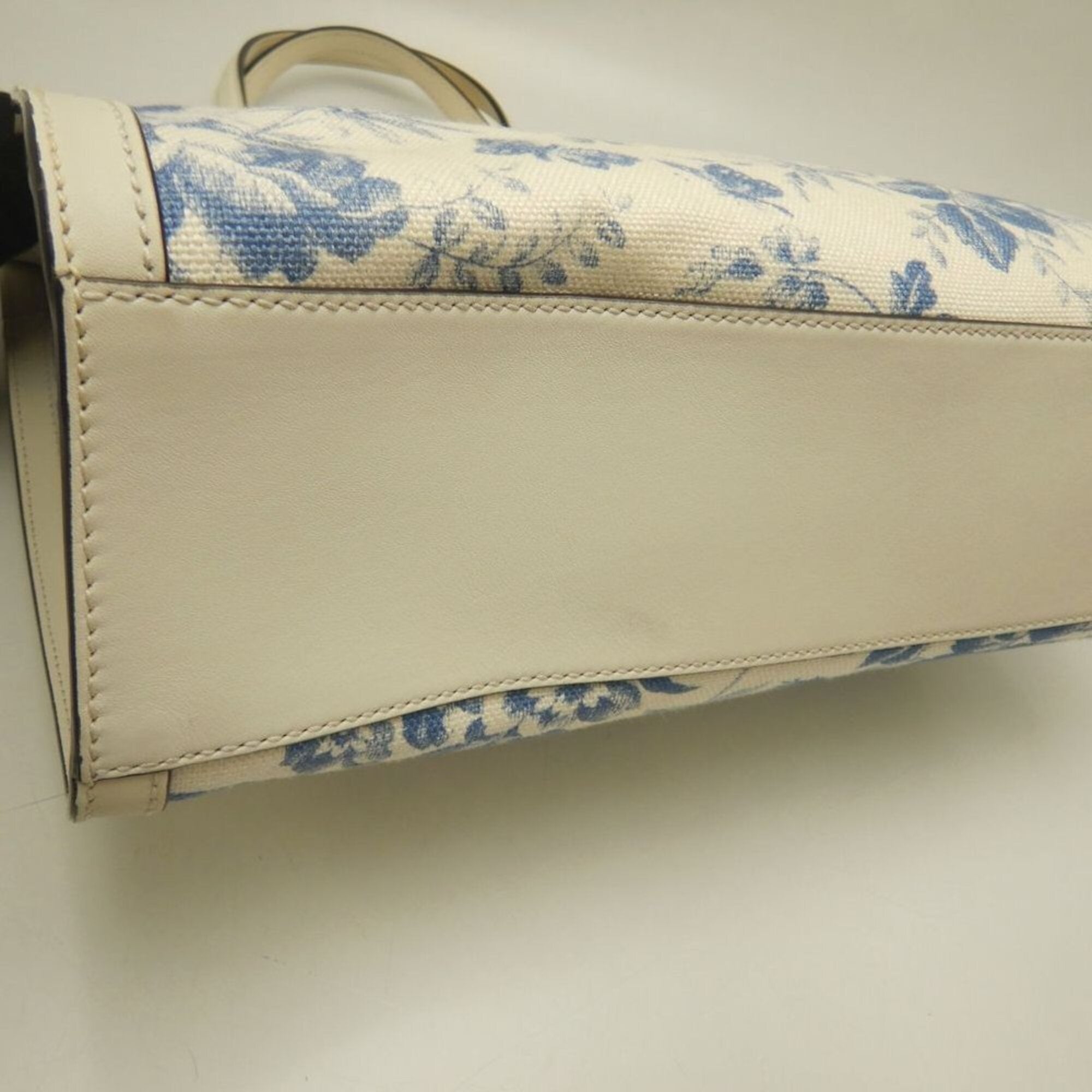 Gucci Blue Ivory Canvas Tote Bag (Pre-Owned)