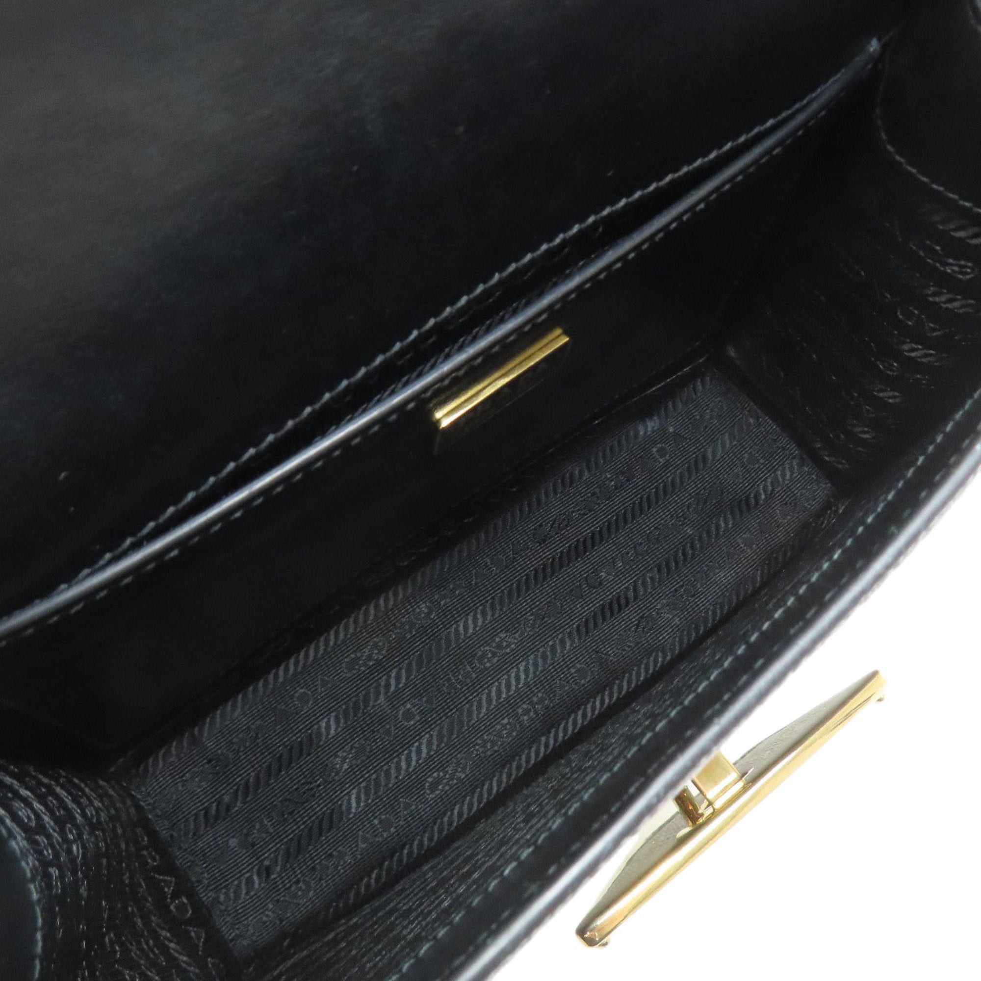 Prada Saffiano Black Saffiano Shoulder Bag (Pre-Owned)