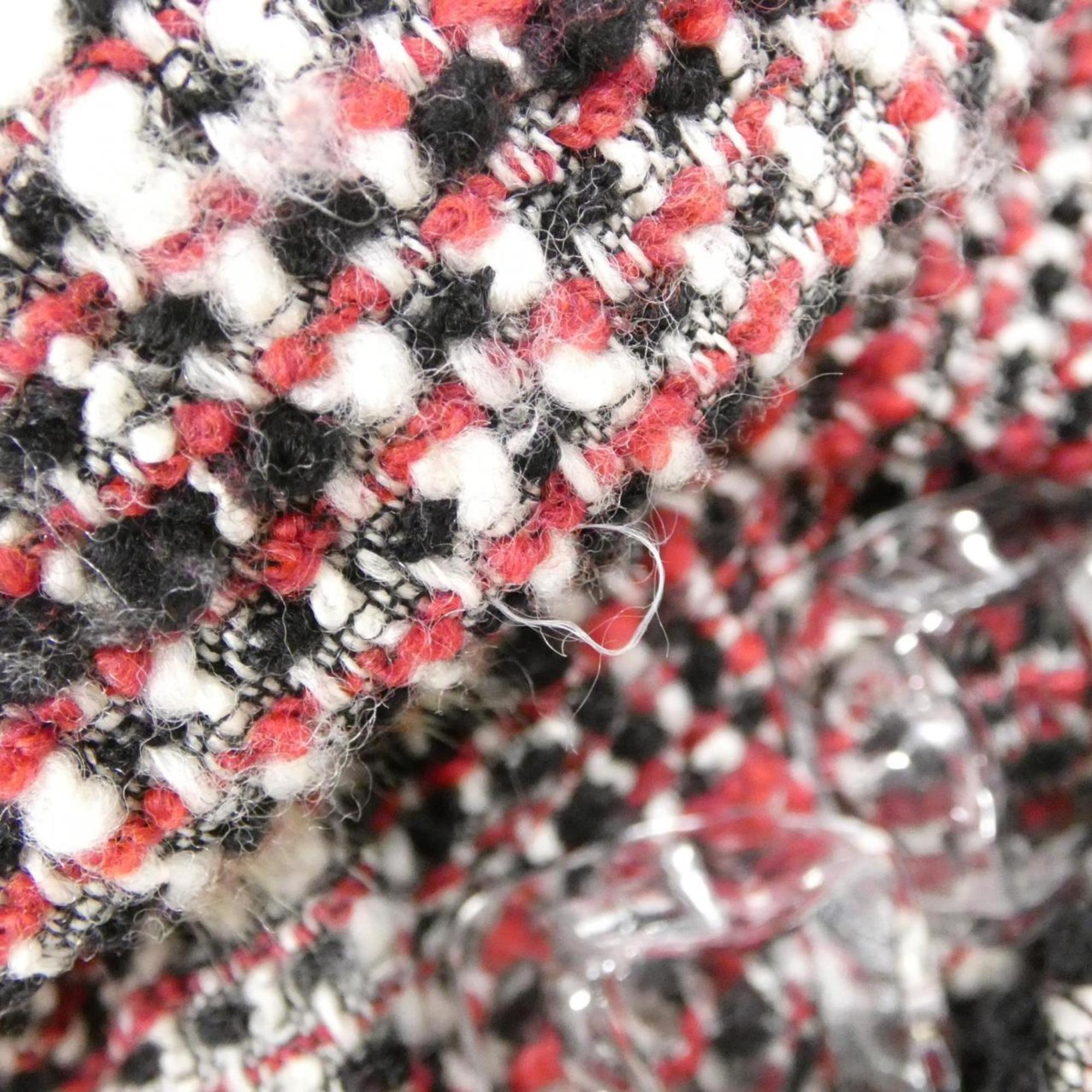 Chanel Red Color White Tweed Fur Shoulder Bag (Pre-Owned)