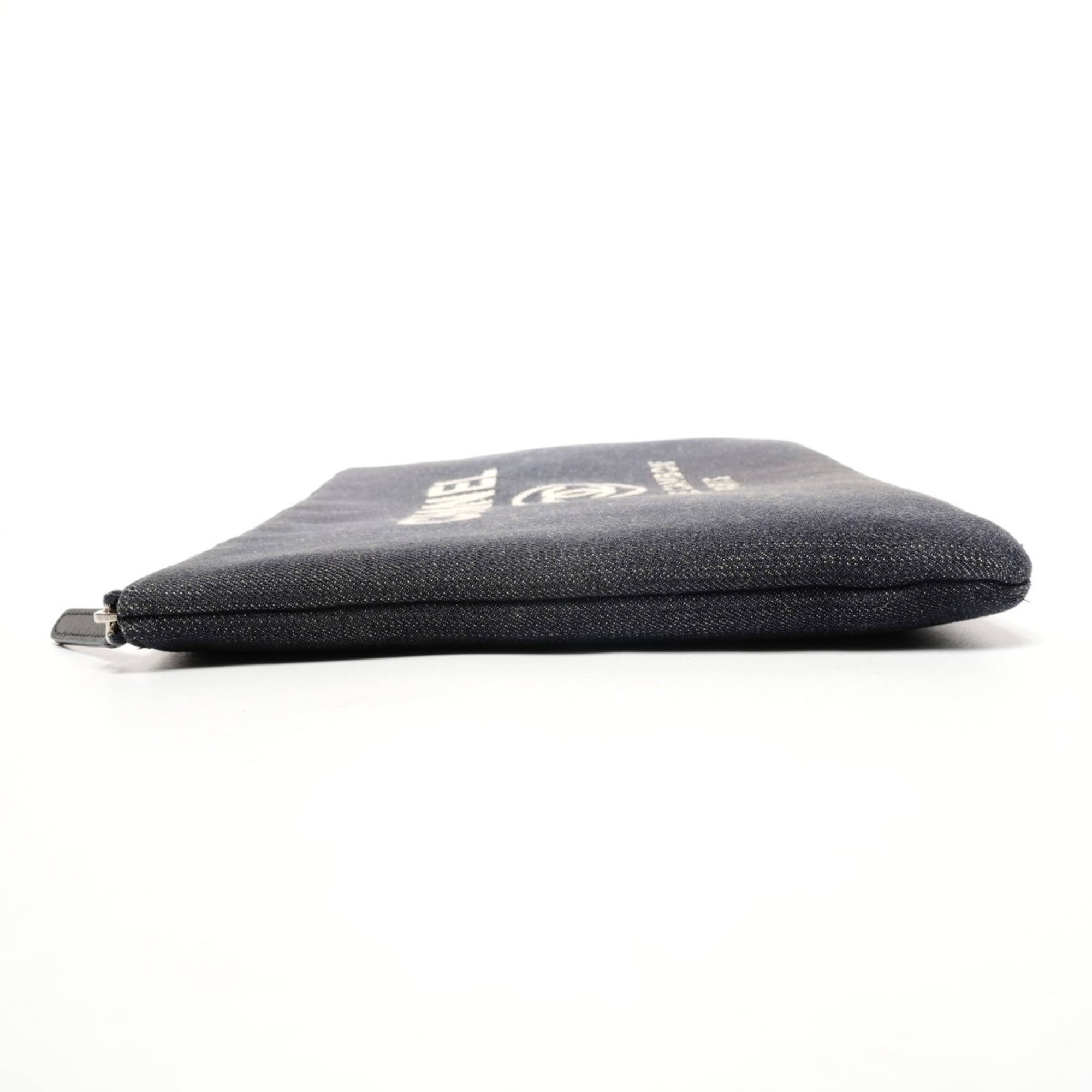 Chanel Blue Clutch Bag (Pre-Owned)