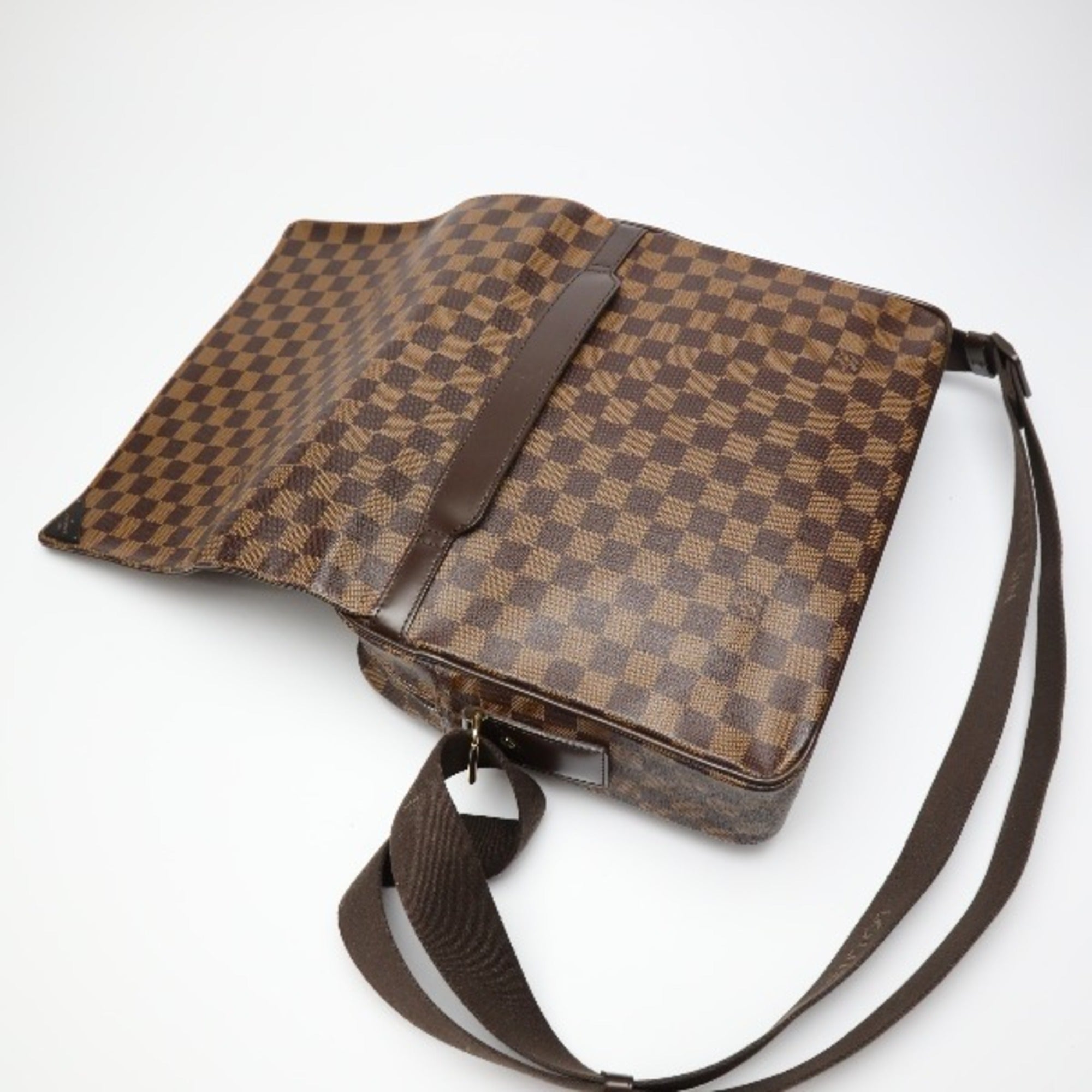 Louis Vuitton Damier Brown Damier Canvas Shoulder Bag (Pre-Owned)