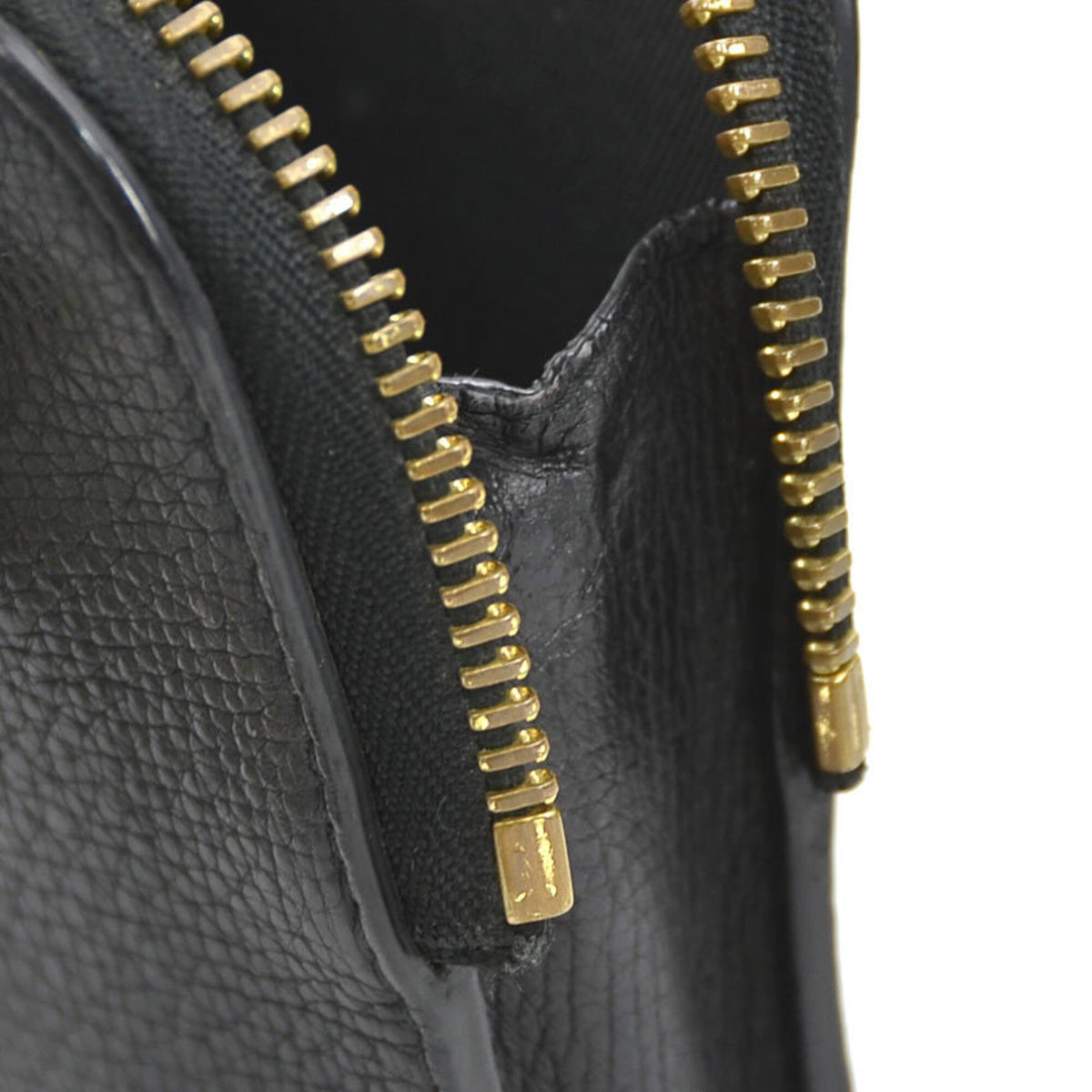 Burberry Black Leather Shoulder Bag (Pre-Owned)