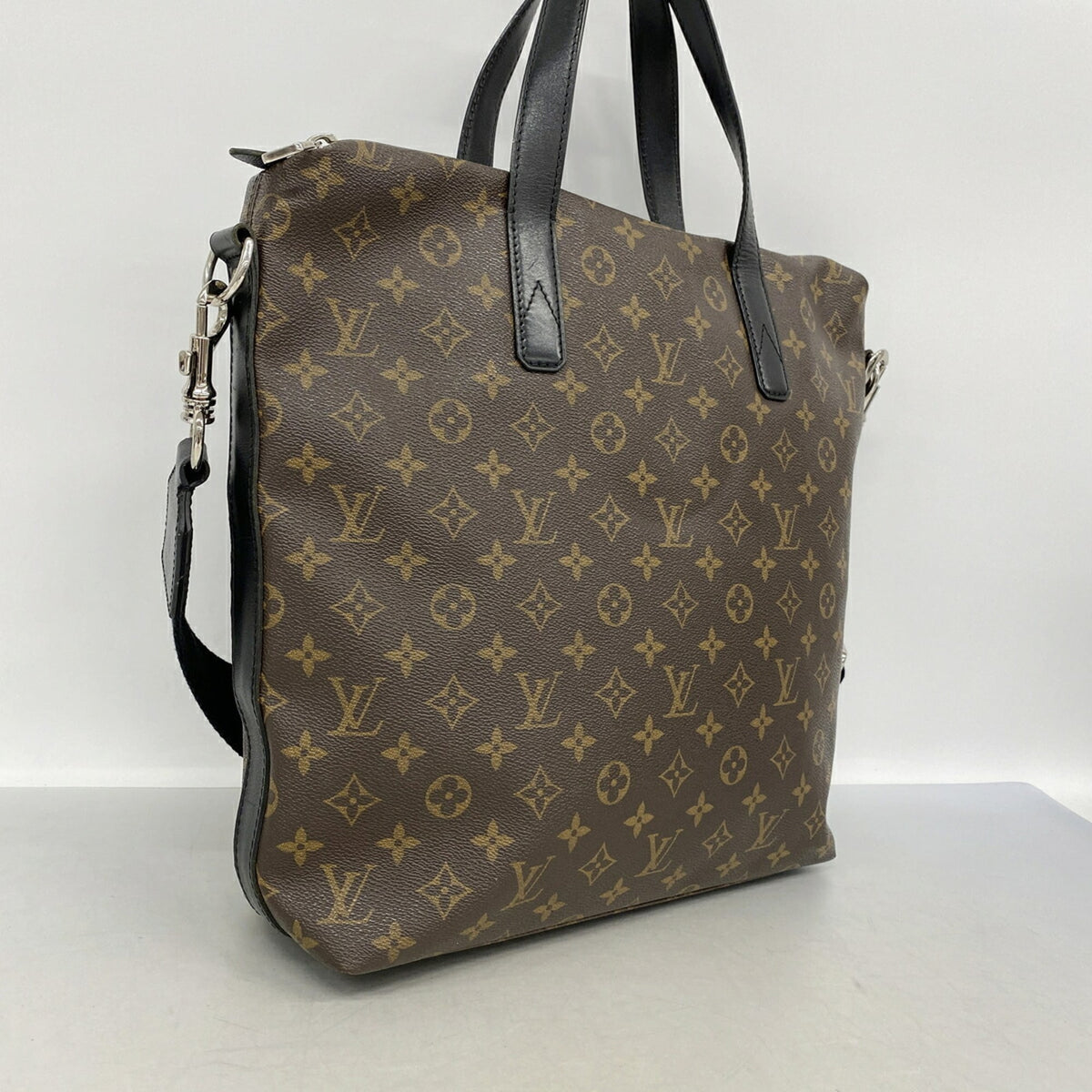 Louis Vuitton Black Brown Tote Bag (Pre-Owned)