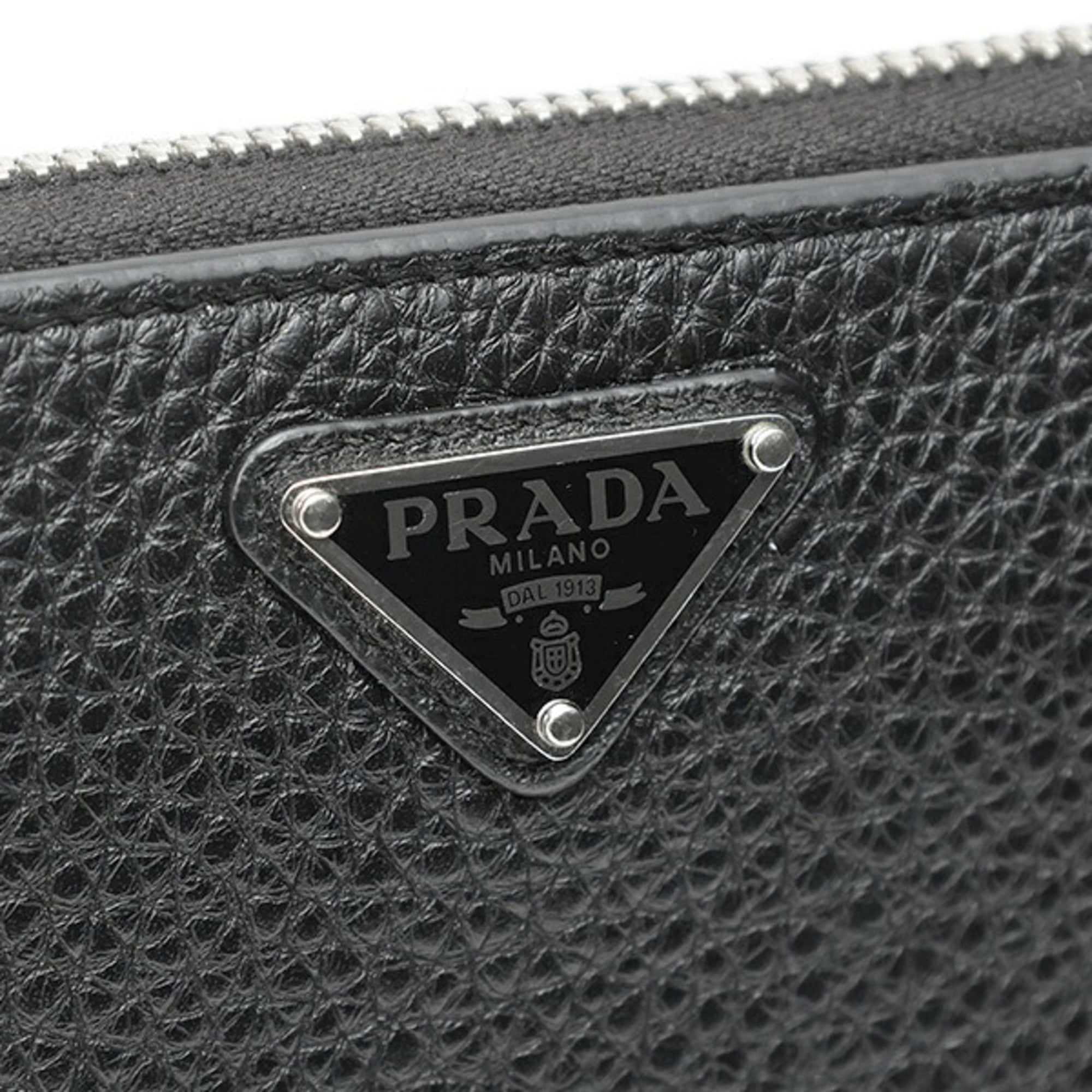 Prada Black Leather Long Wallet (Bi-Fold) (Pre-Owned)