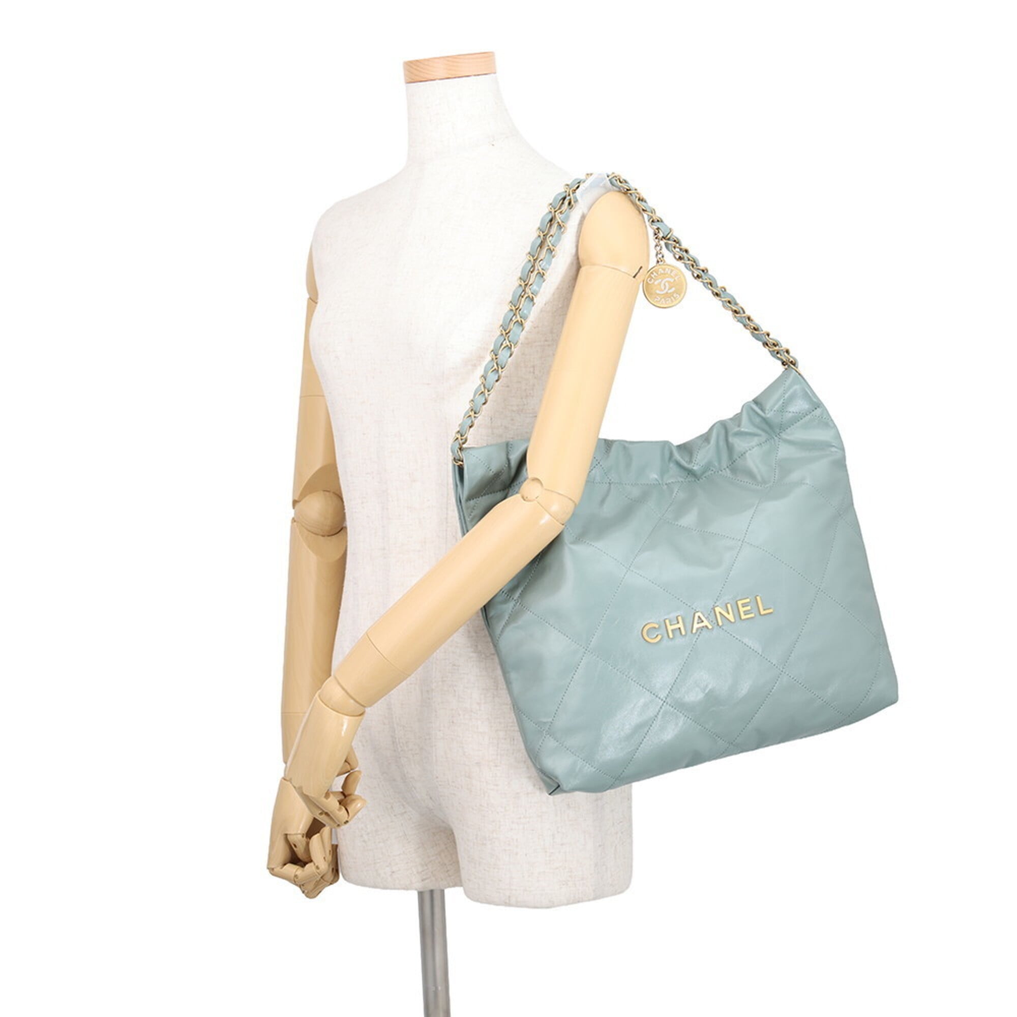 Chanel Matelasse Green Leather Handbag (Pre-Owned)