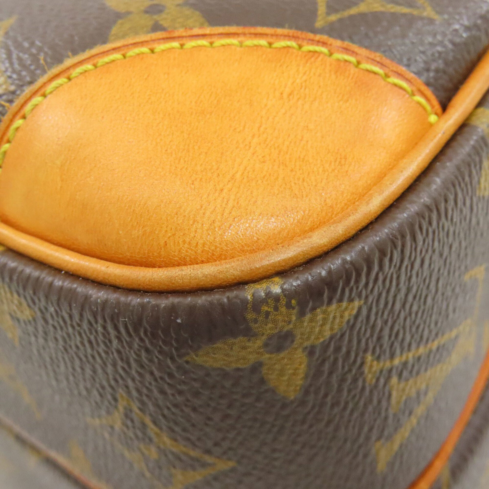 Louis Vuitton Monogram Monogram Shoulder Bag (Pre-Owned)