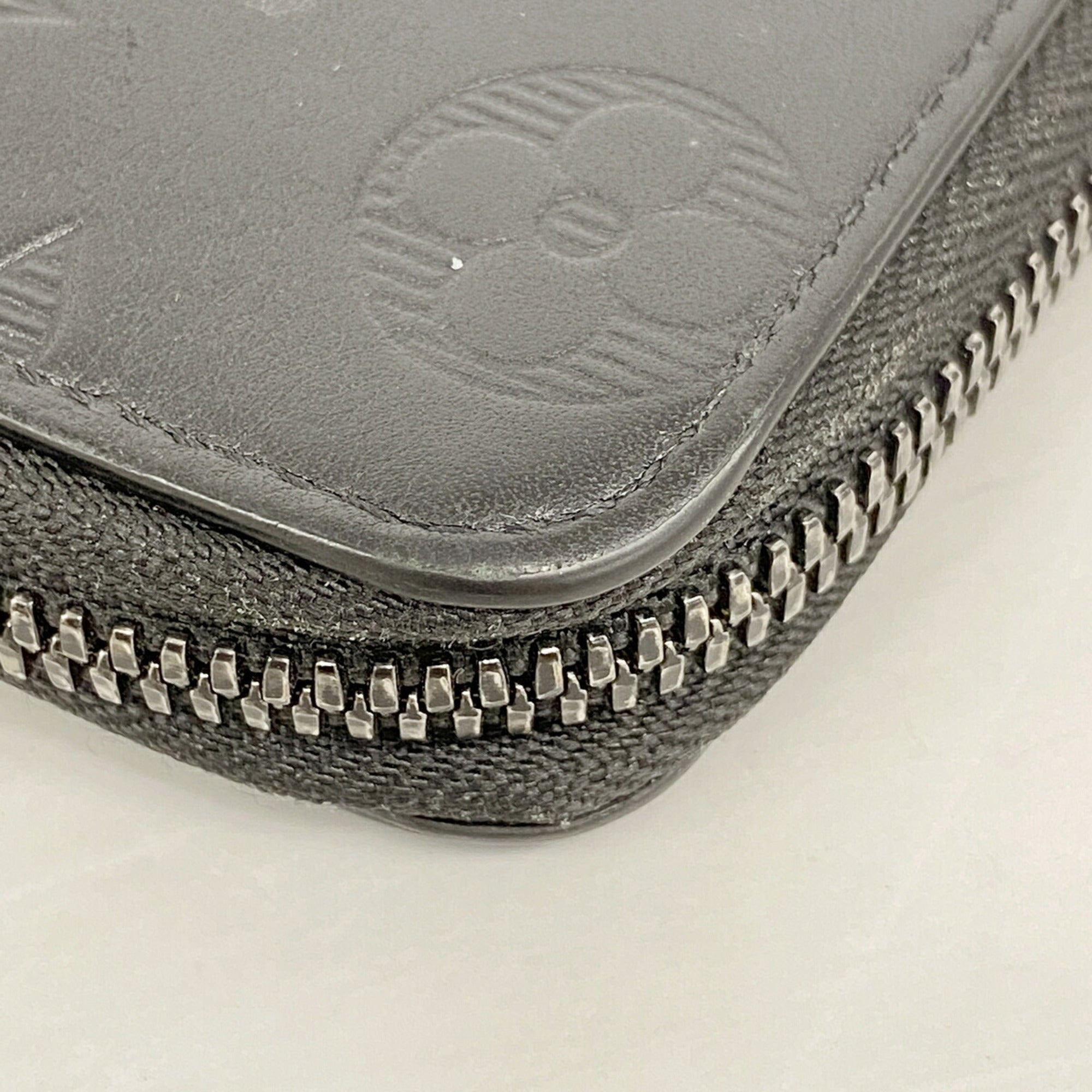 Louis Vuitton Noir Long Wallet (Bi-Fold) (Pre-Owned)