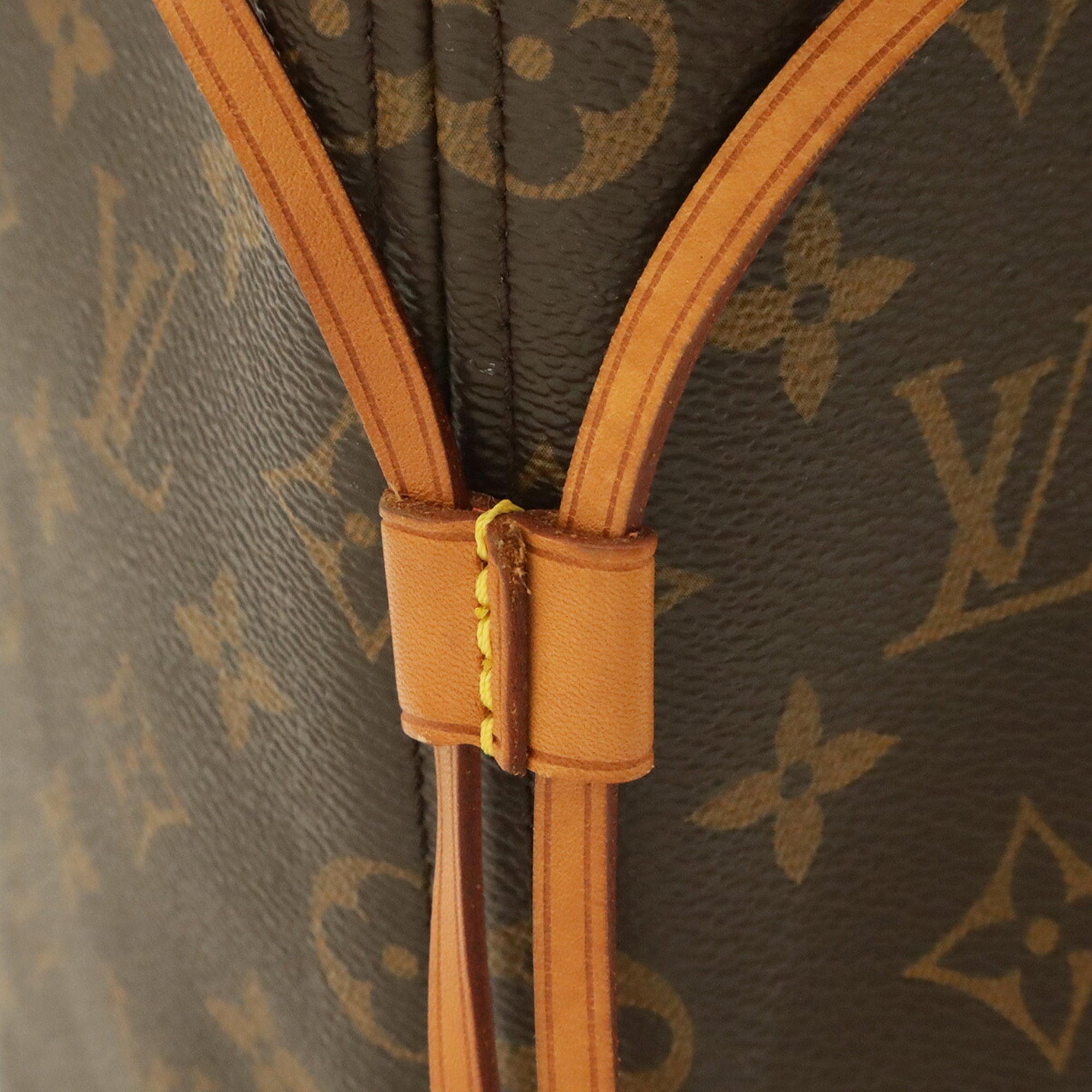 Louis Vuitton Brown Monogram Monogram Shoulder Bag Tote Bag (Pre-Owned)