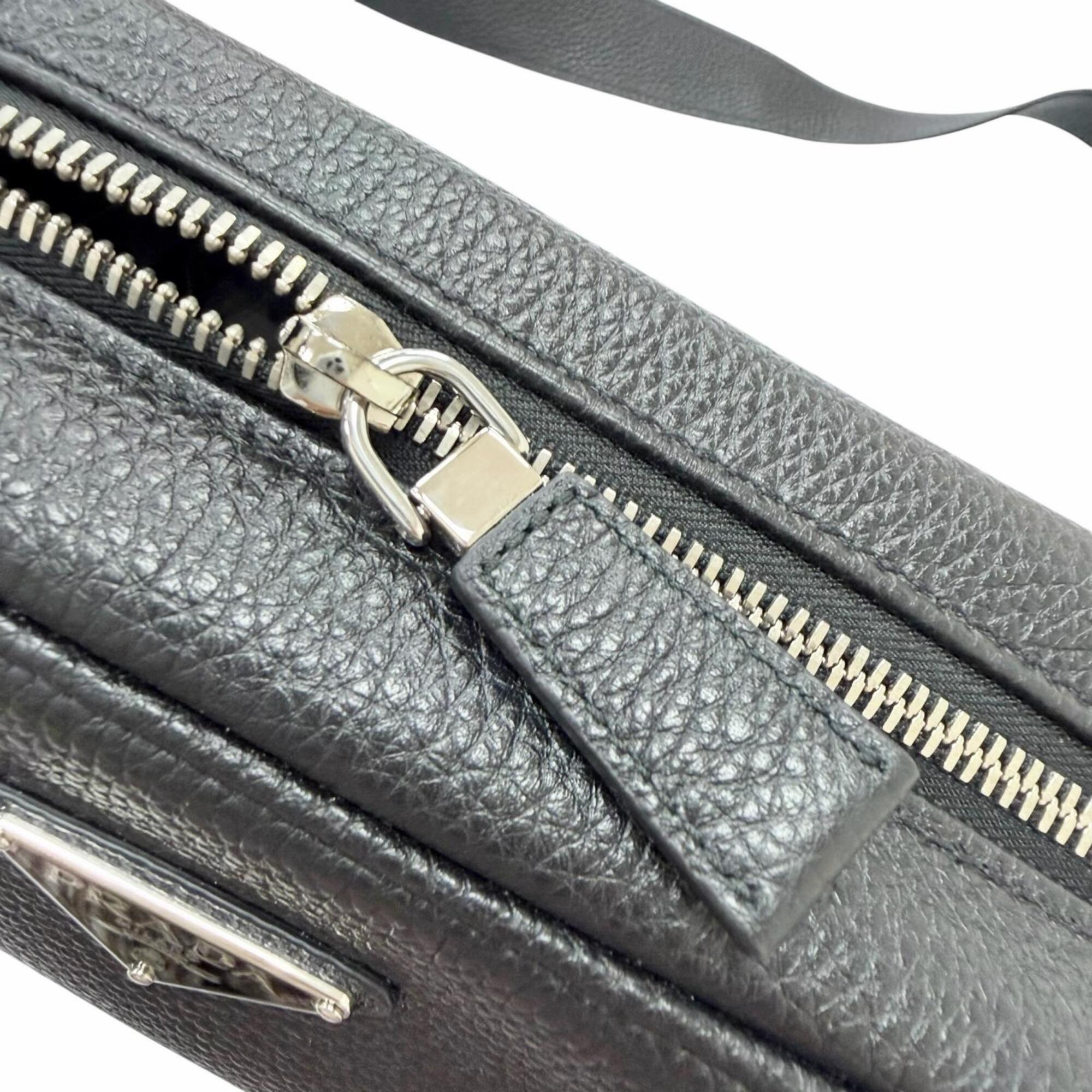 Prada Black Leather Shoulder Bag (Pre-Owned)