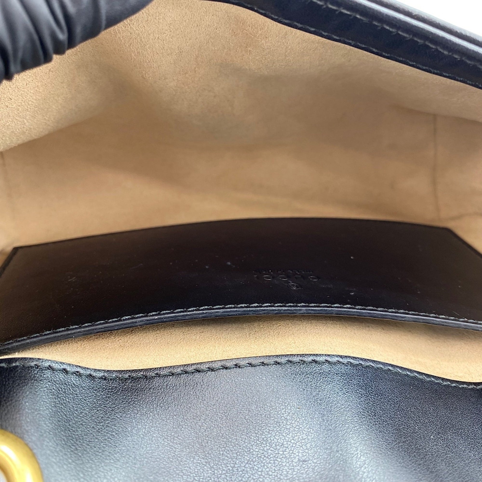 Gucci Gg Marmont Black Shoulder Bag (Pre-Owned)