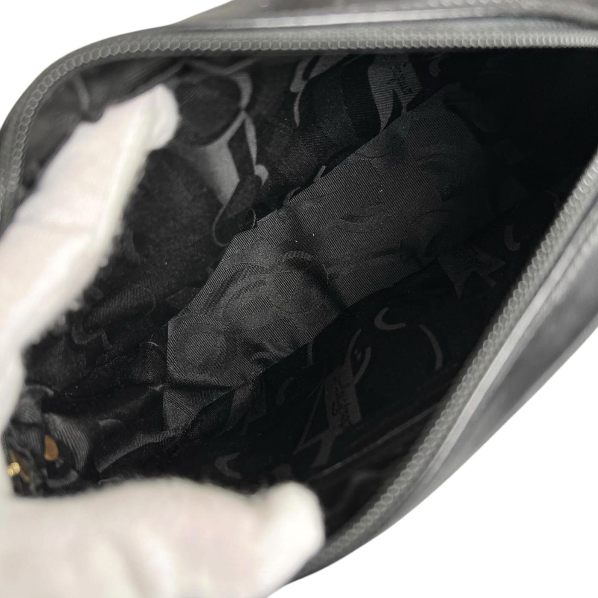 Salvatore Ferragamo Black Leather Shoulder Bag (Pre-Owned)