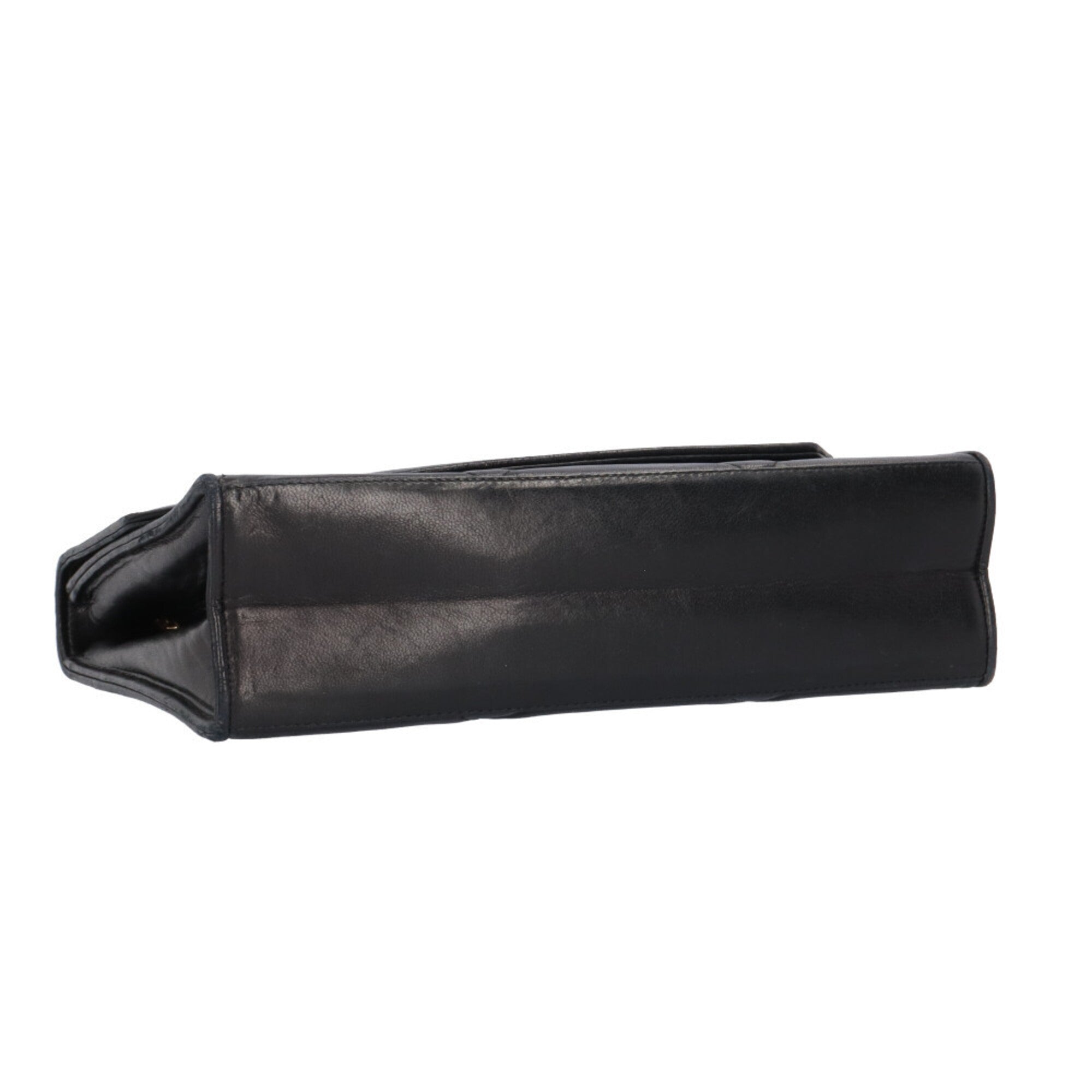 Chanel Black Leather Shoulder Bag (Pre-Owned)