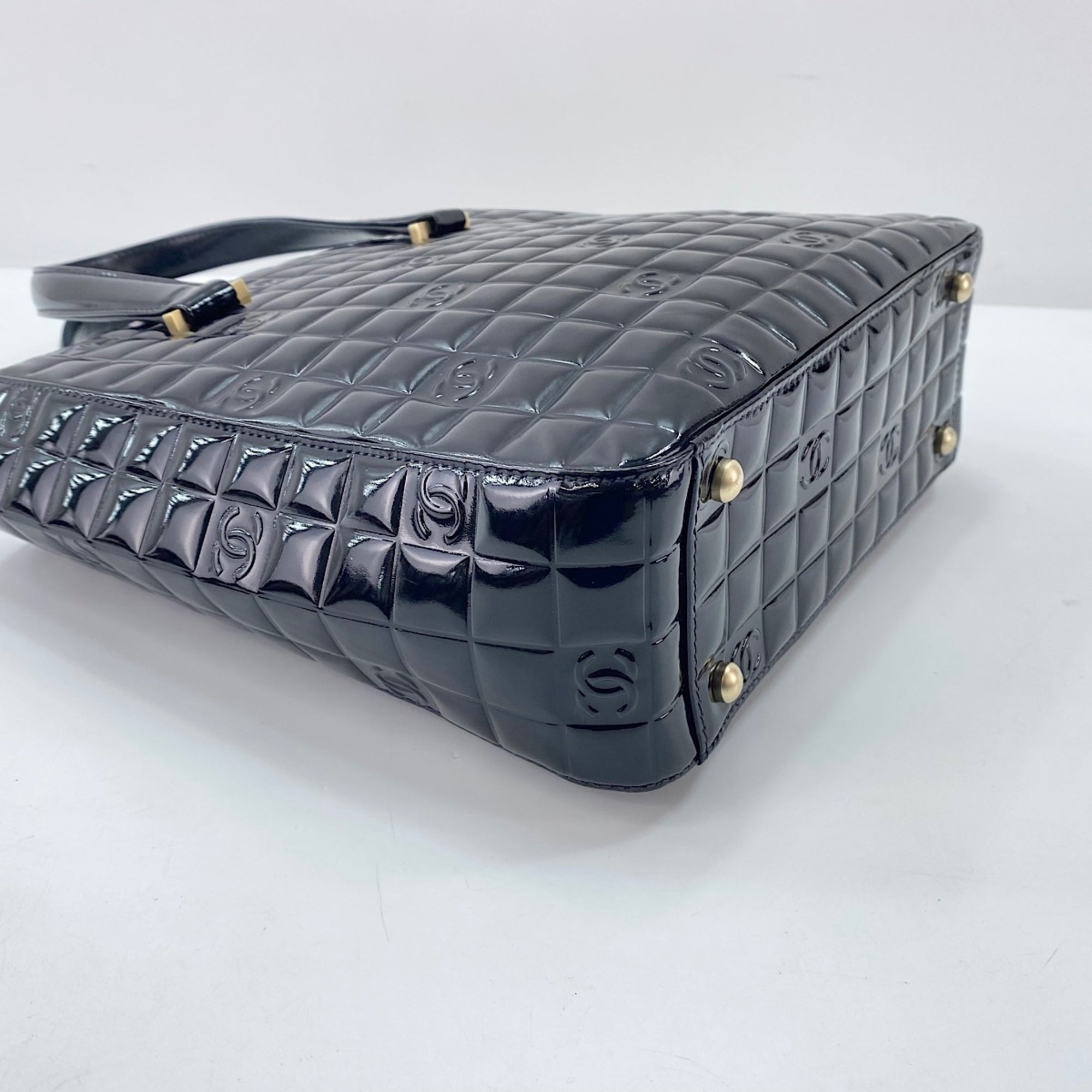 Chanel Black Leather Tote Bag (Pre-Owned)