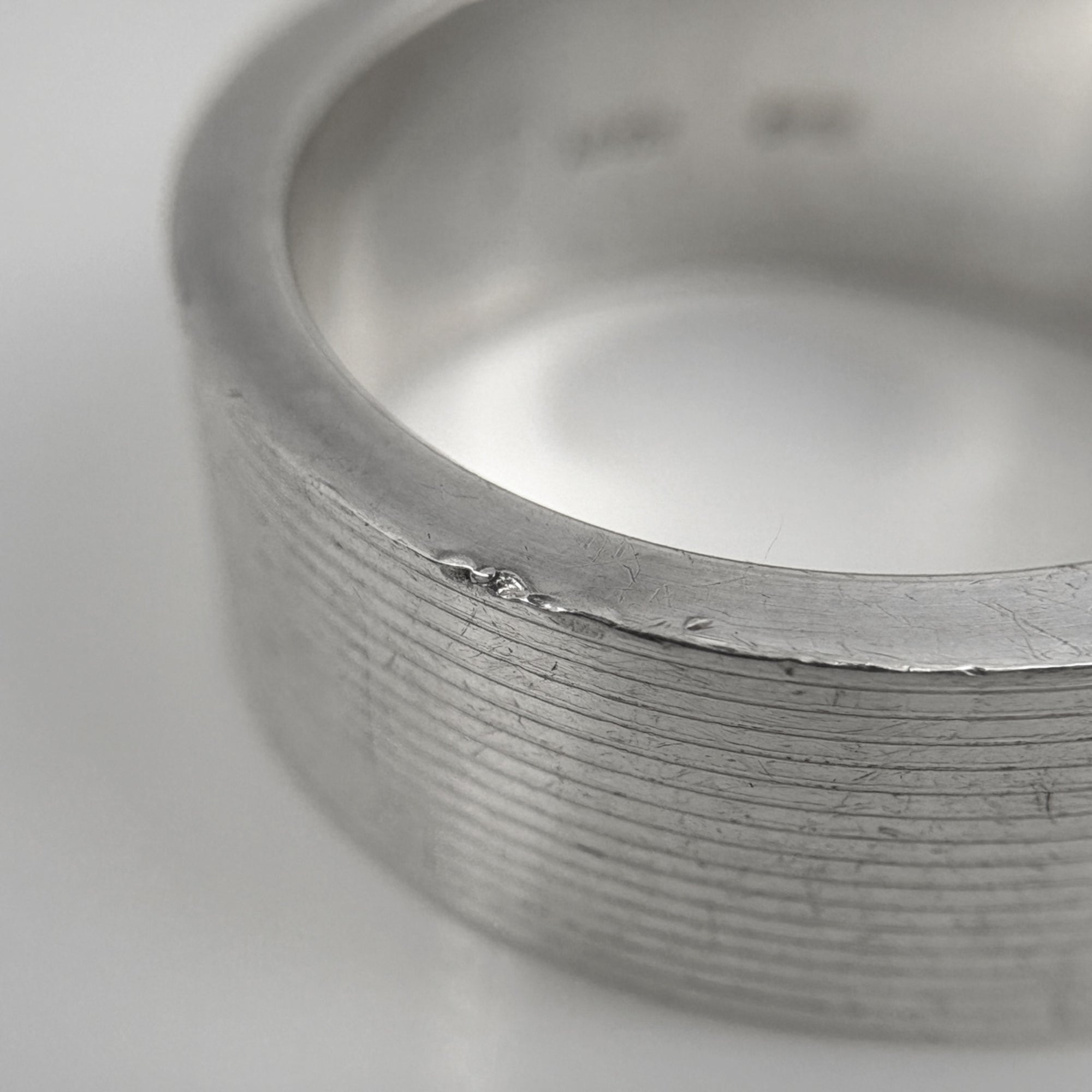 Gucci Silver Silver 925 Band Ring (Pre-Owned)