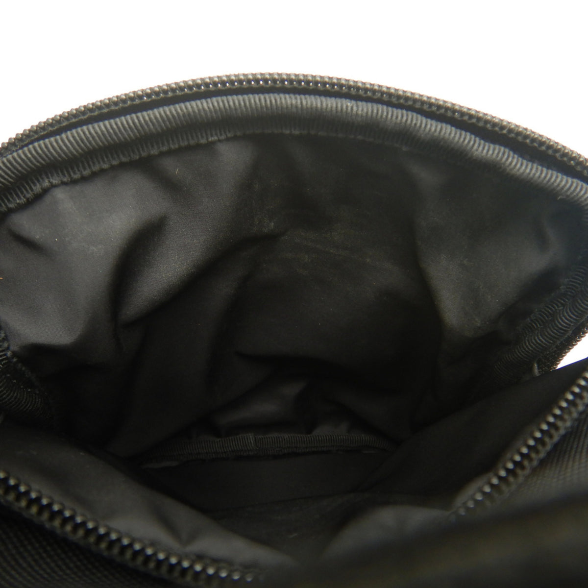 Balenciaga Black Nylon Messenger Bag Shoulder Bag (Pre-Owned)