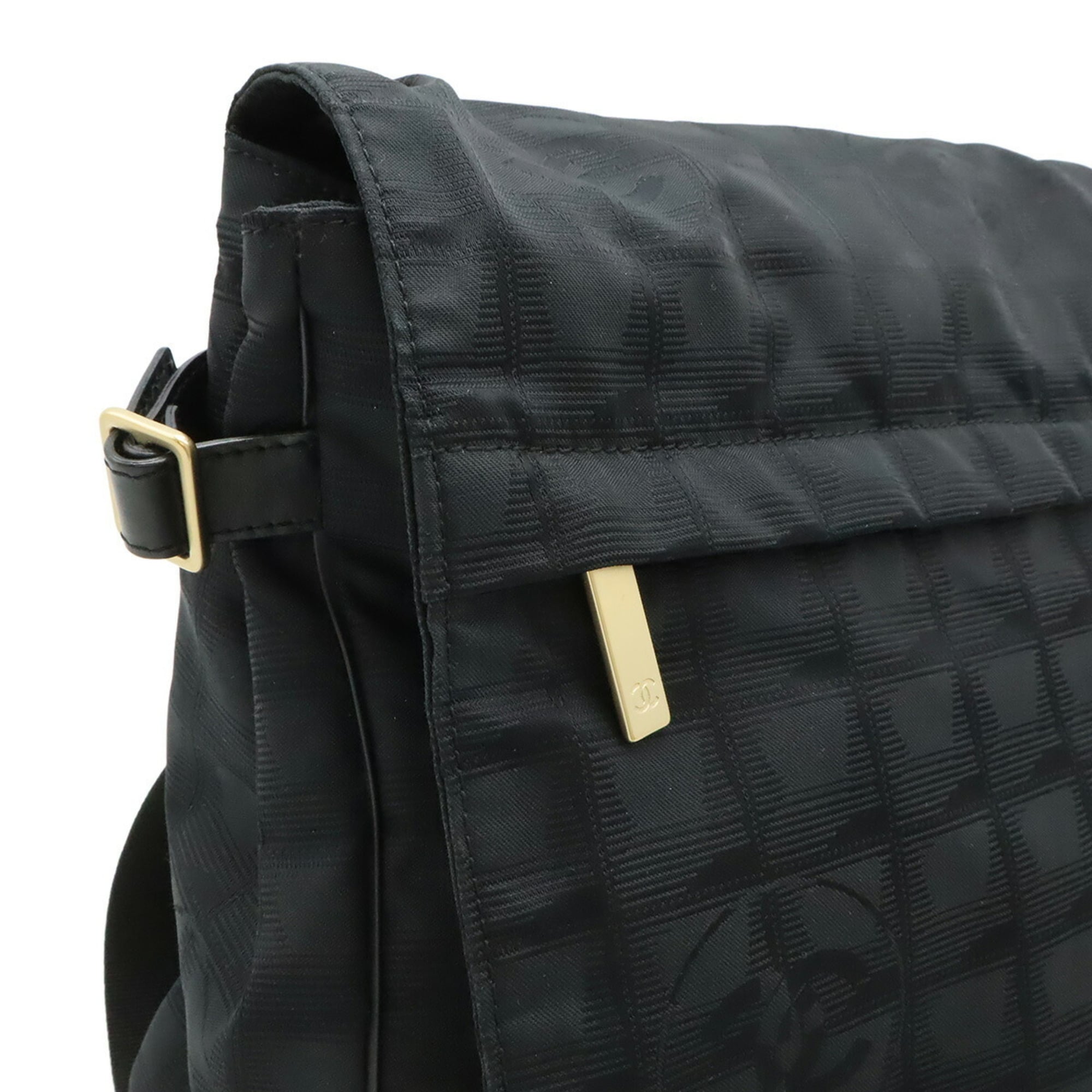 Chanel New Travel Line Black Jacquard Handbag Shoulder Bag (Pre-Owned)