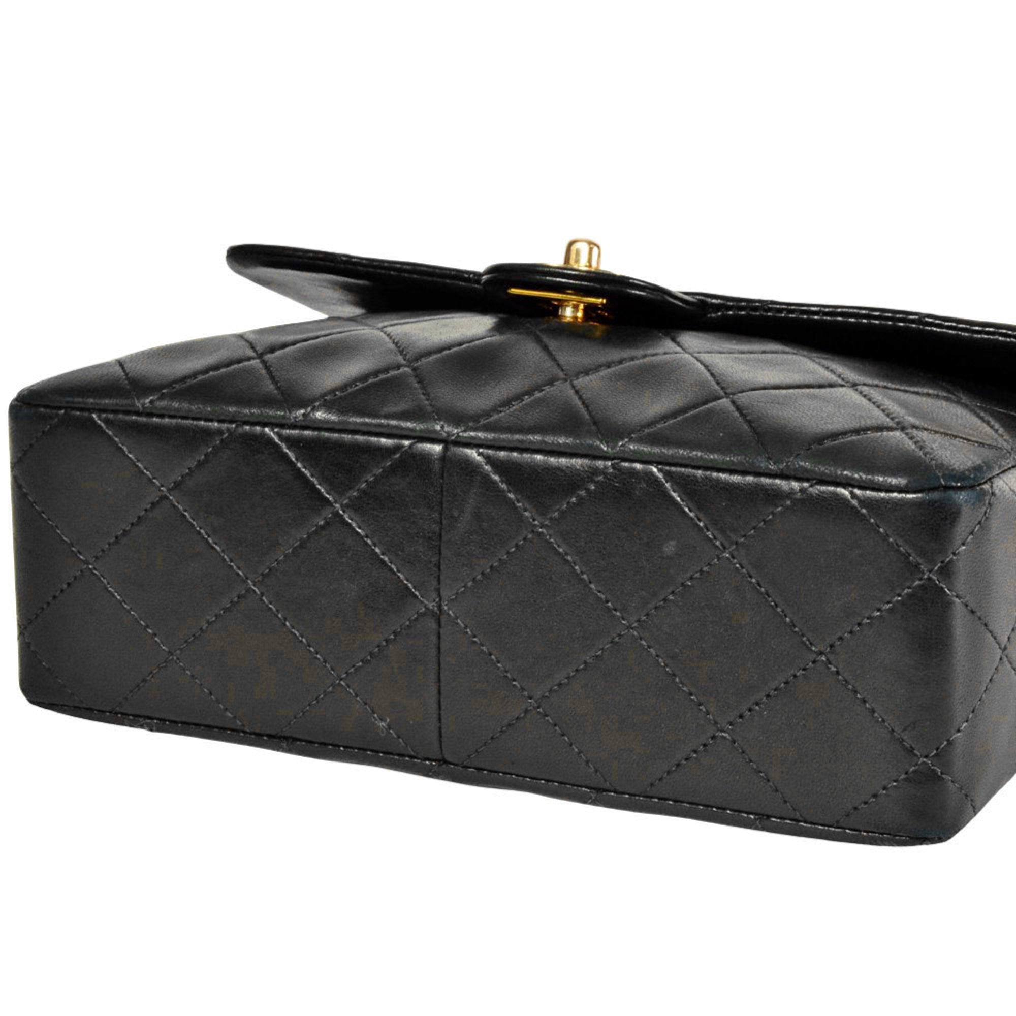 Chanel Black Leather Shoulder Bag (Pre-Owned)