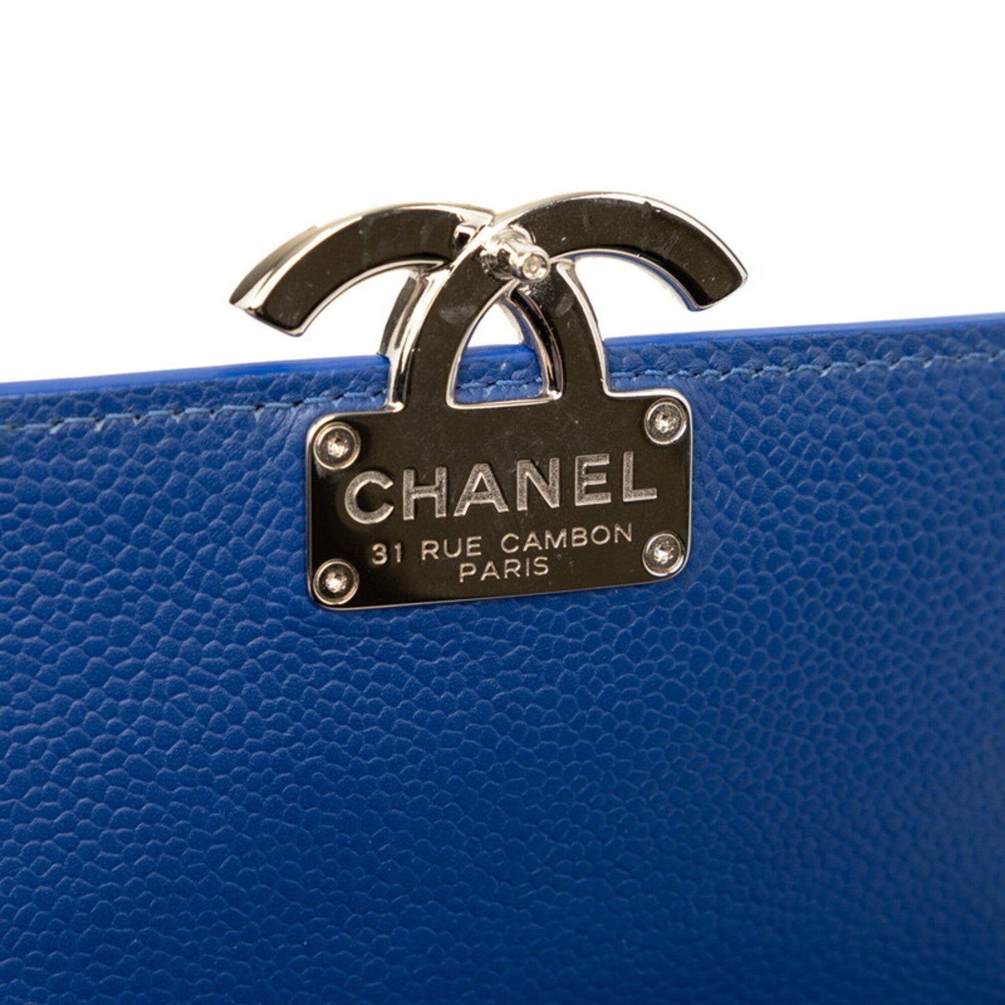 Chanel Blue Grained Calfskin Shoulder Bag (Pre-Owned)